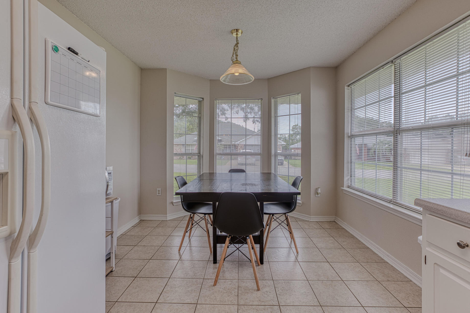 CHEROKEE BEND S/D - Residential Lease