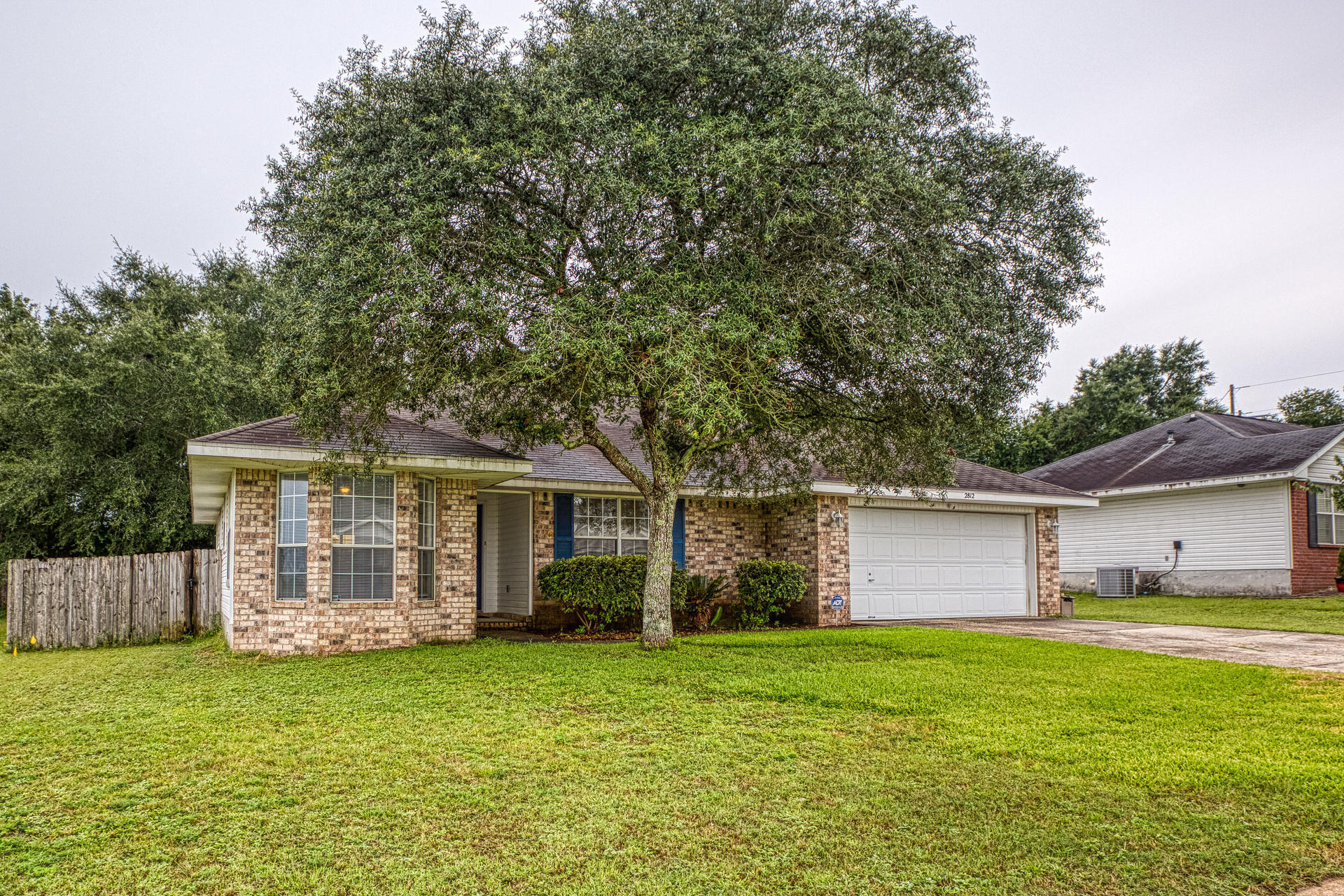 CHEROKEE BEND S/D - Residential Lease