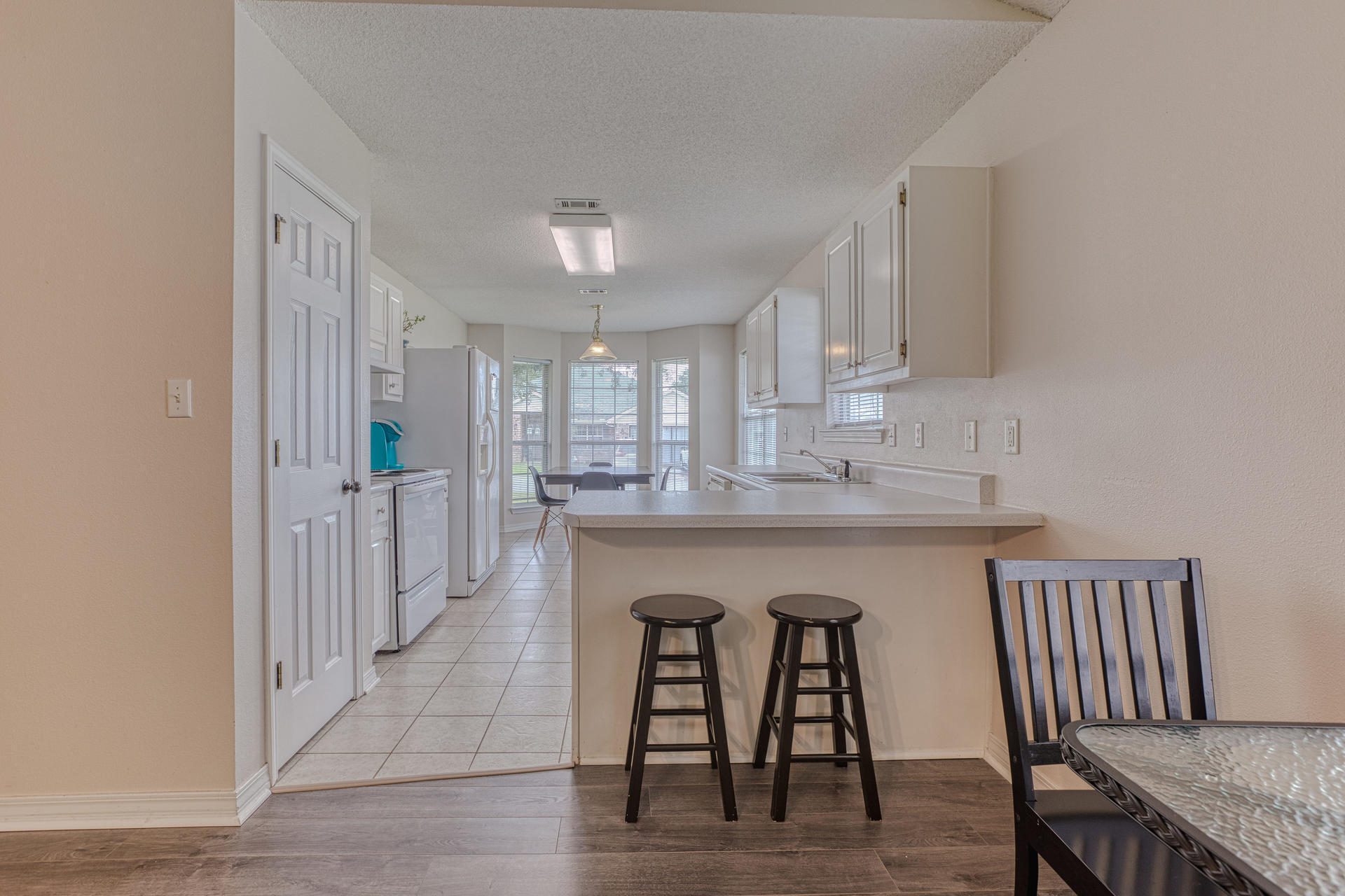 CHEROKEE BEND S/D - Residential Lease