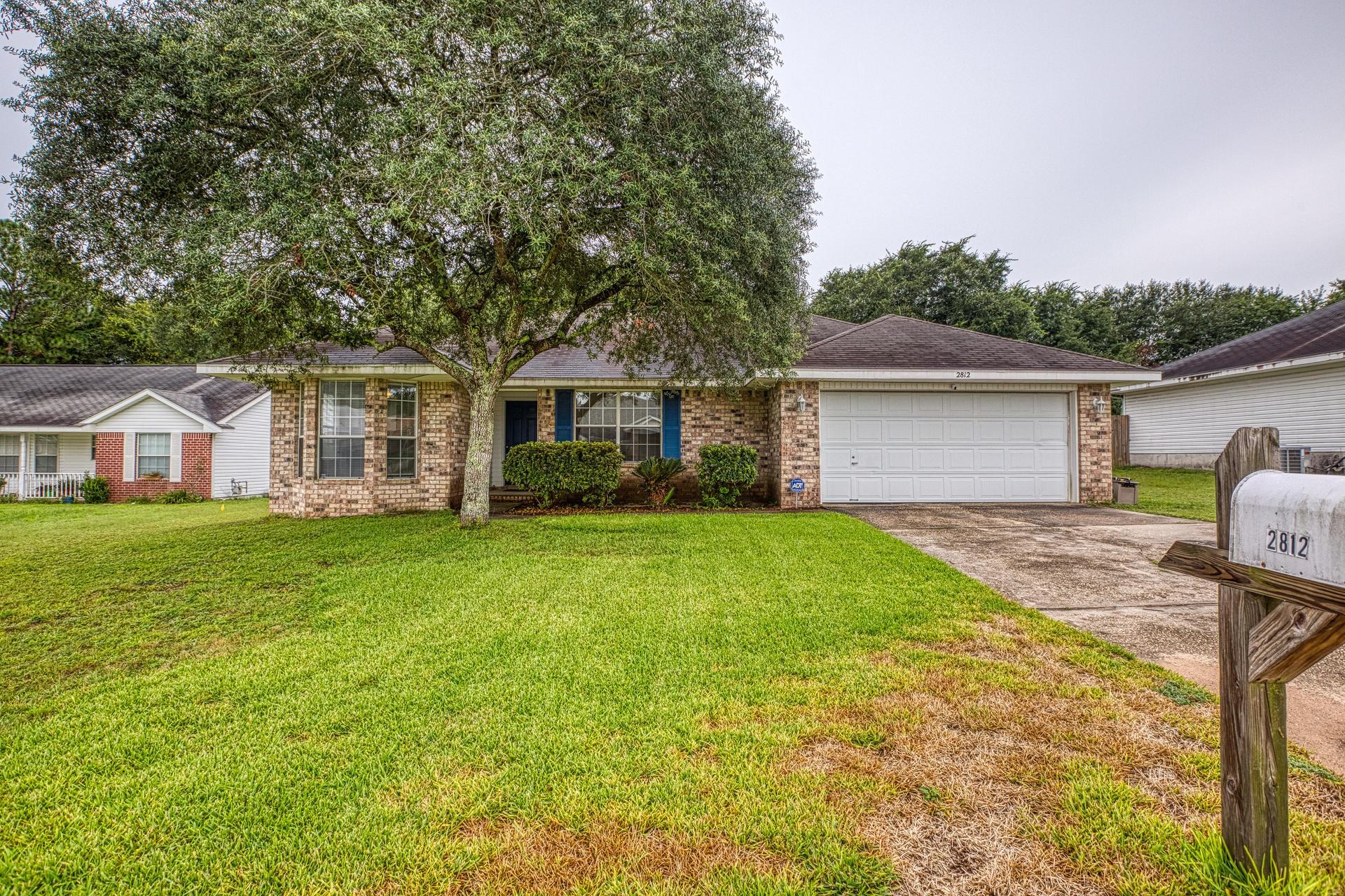 CHEROKEE BEND S/D - Residential Lease
