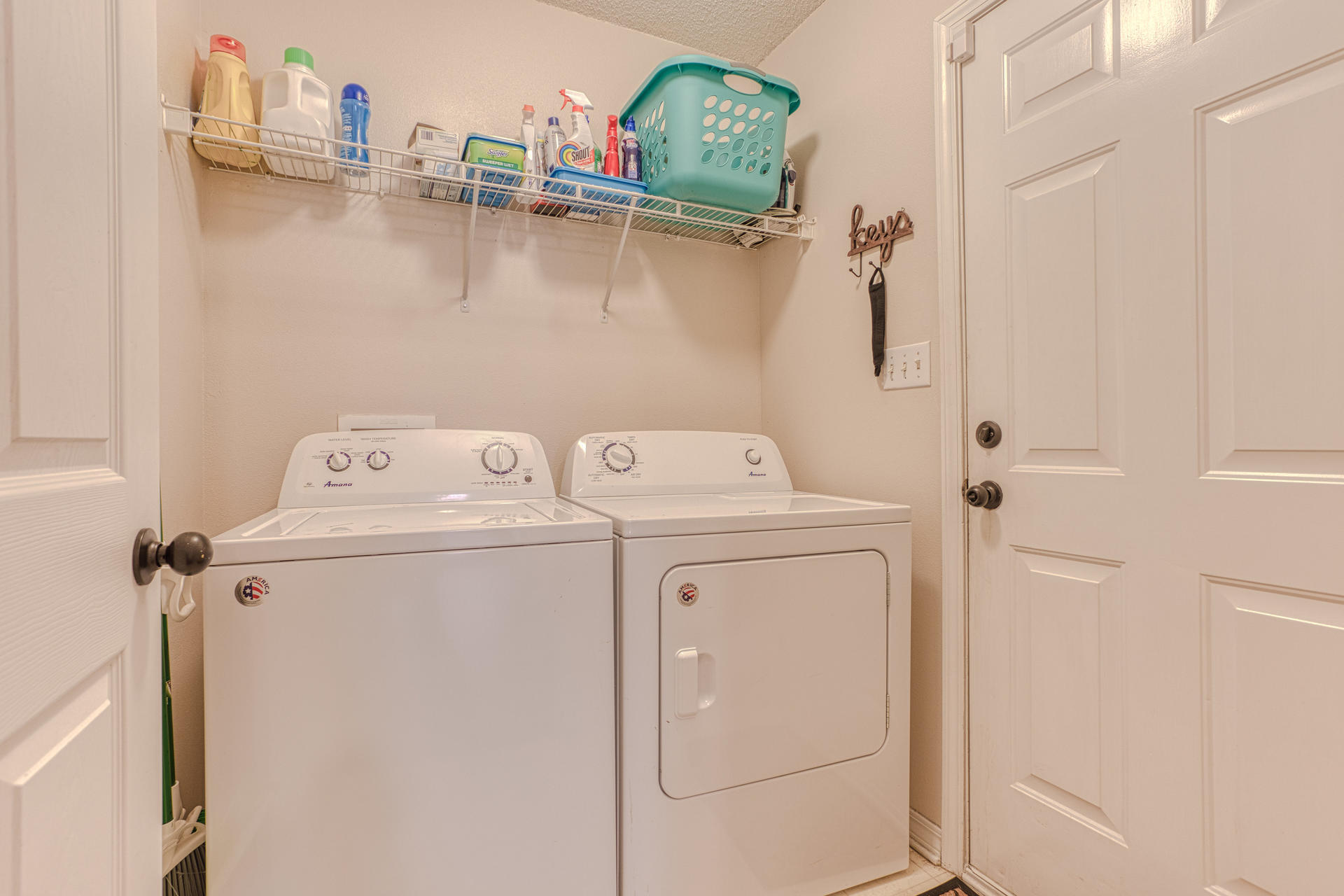 CHEROKEE BEND S/D - Residential Lease