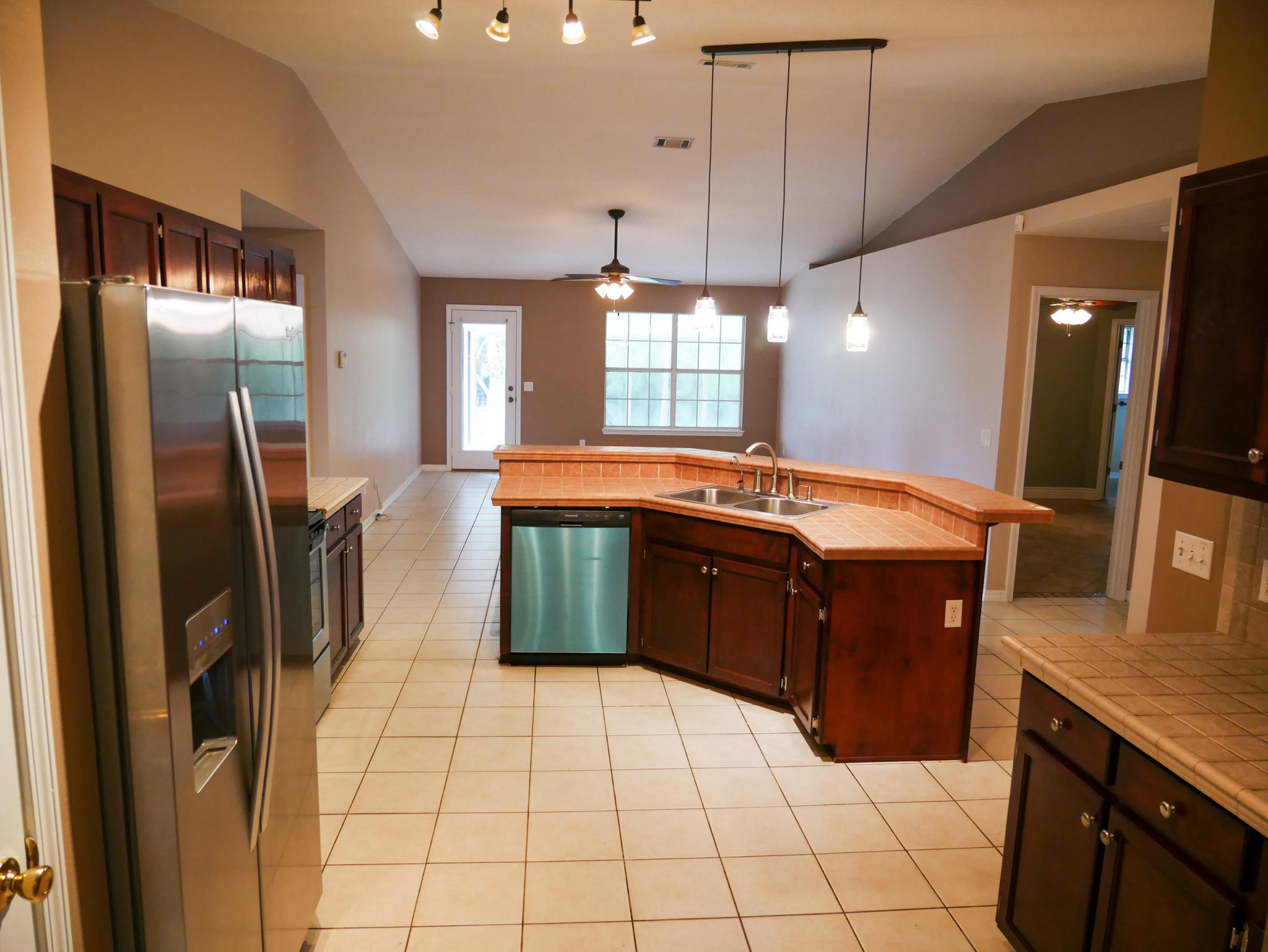 STEEPLECHASE PH II - Residential