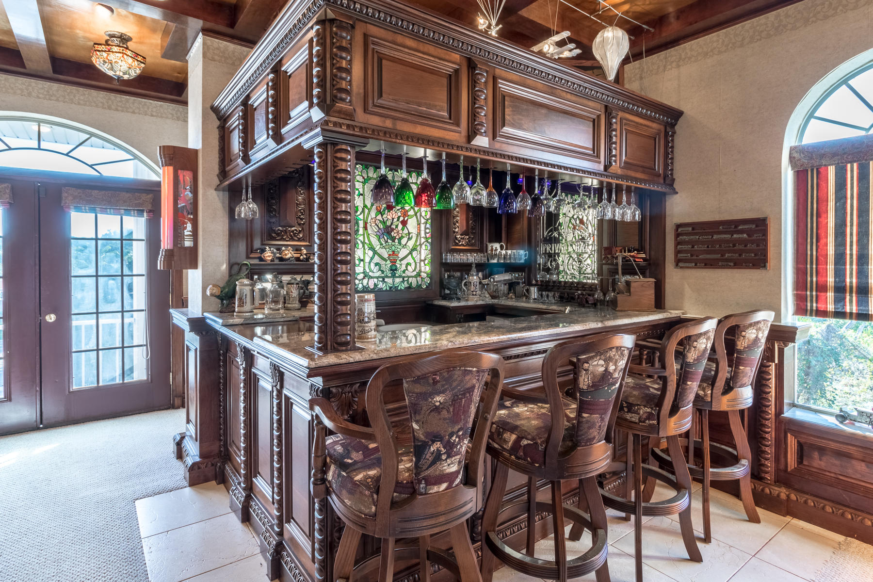 WHISPERING OAKS - Residential