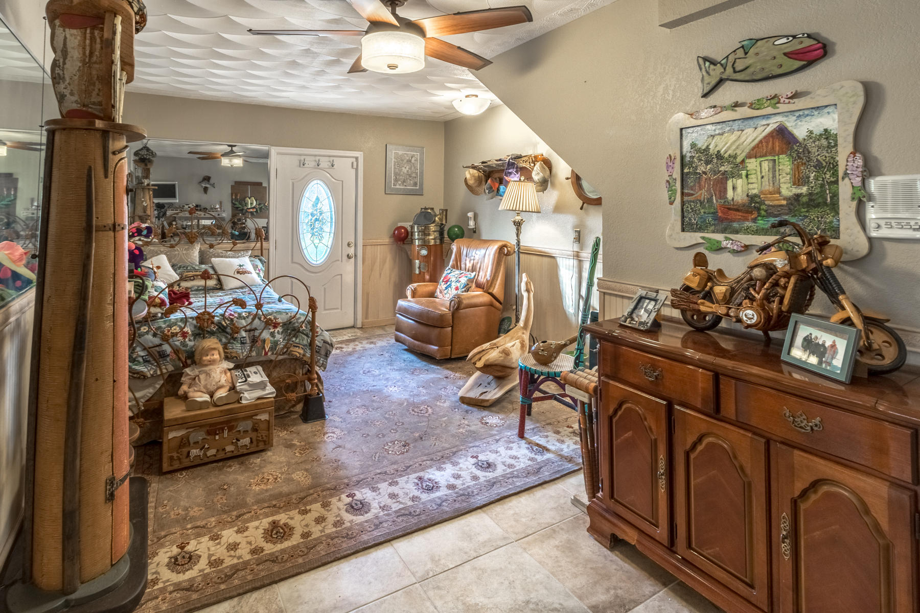 WHISPERING OAKS - Residential