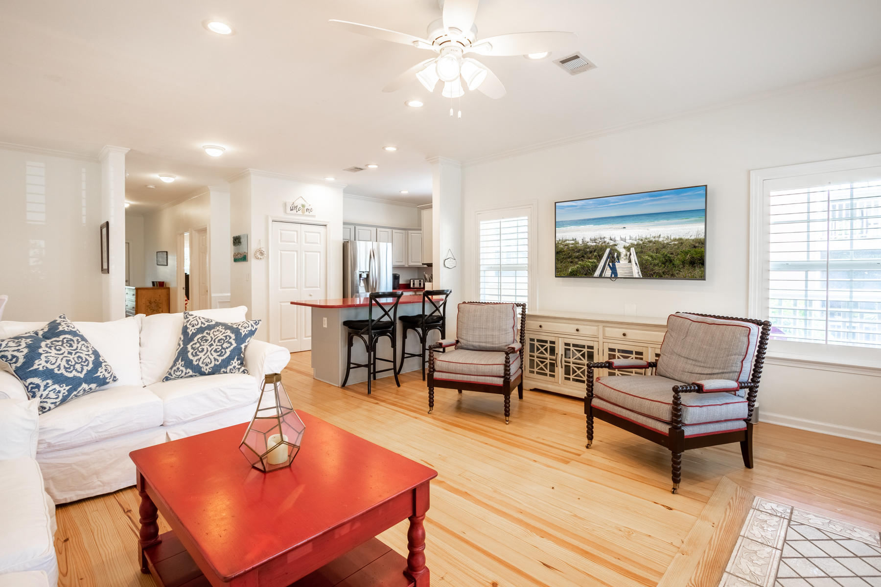 SUNRISE BEACH - Residential