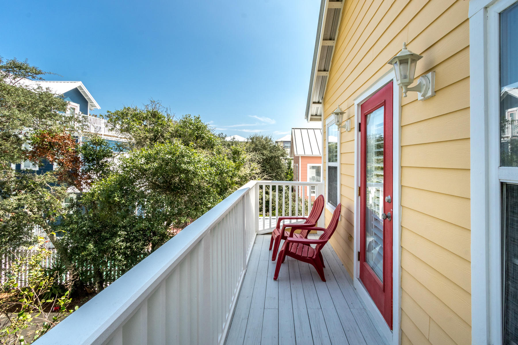 SUNRISE BEACH - Residential