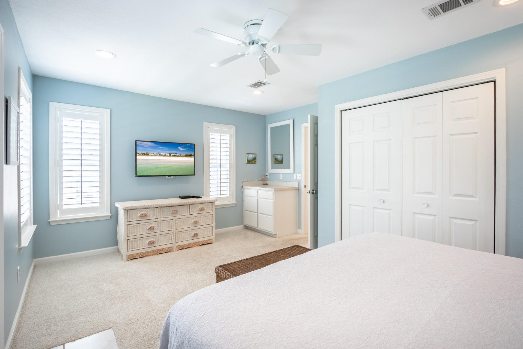 SUNRISE BEACH - Residential