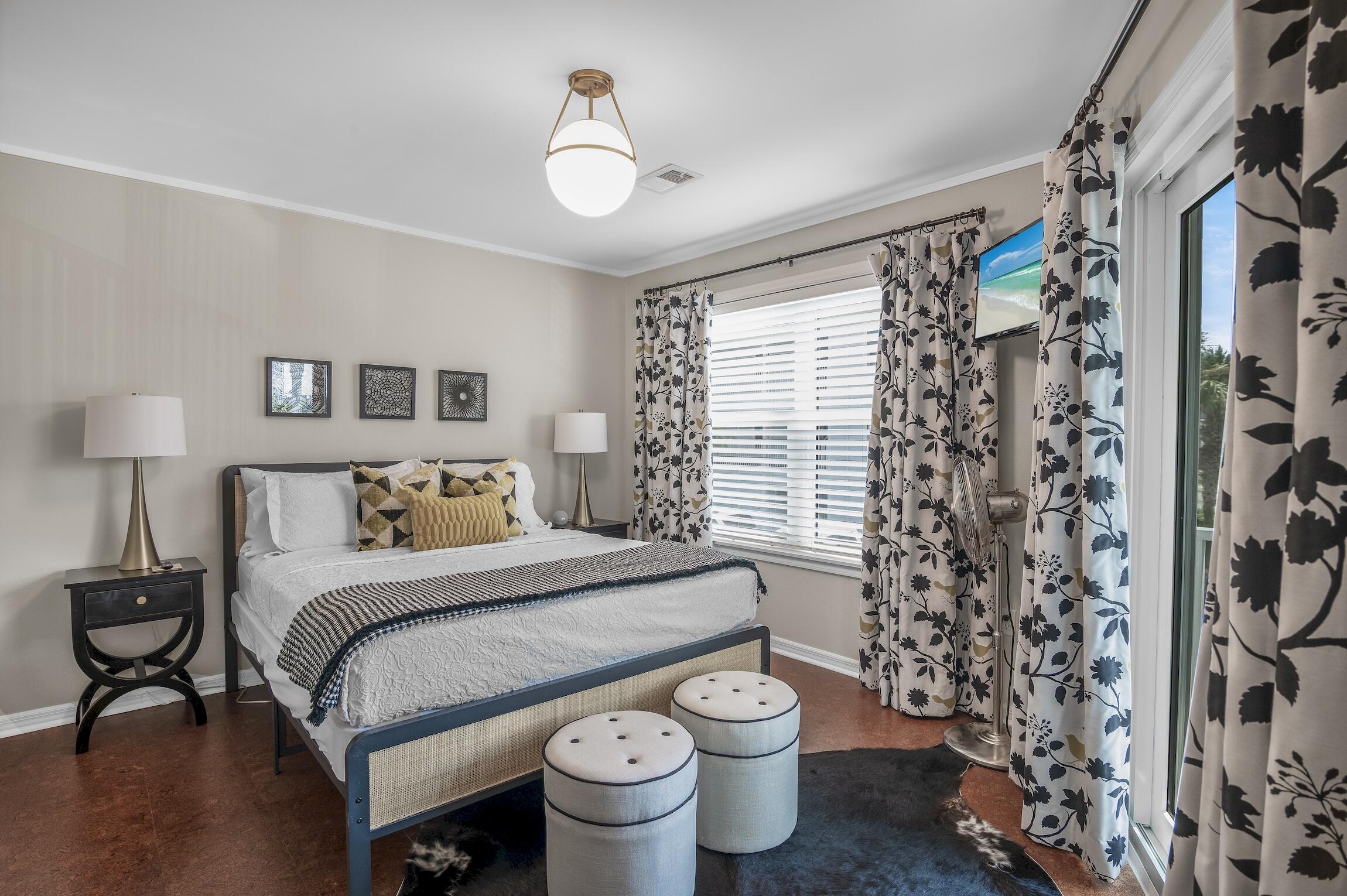 BEACHSIDE VILLAS CONDO - Residential