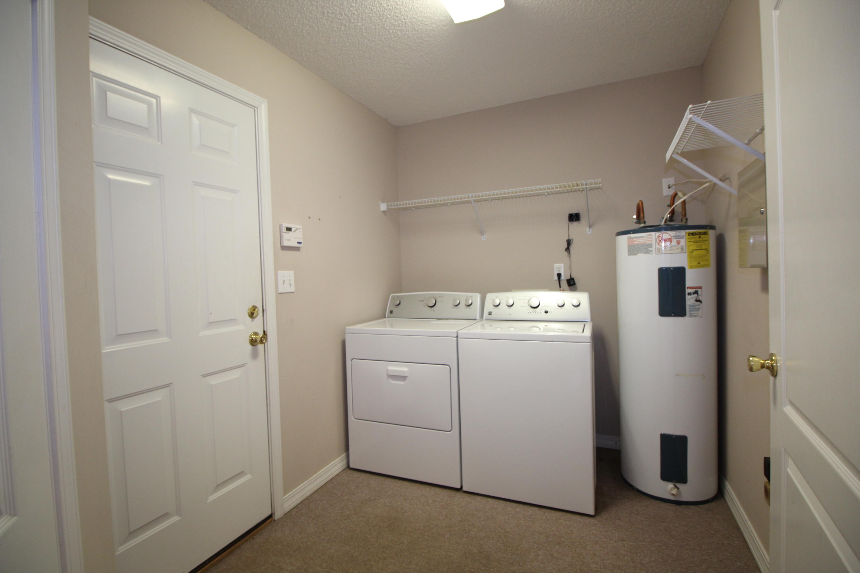 DOGWOOD ESTATES 1ST ADDN - Residential