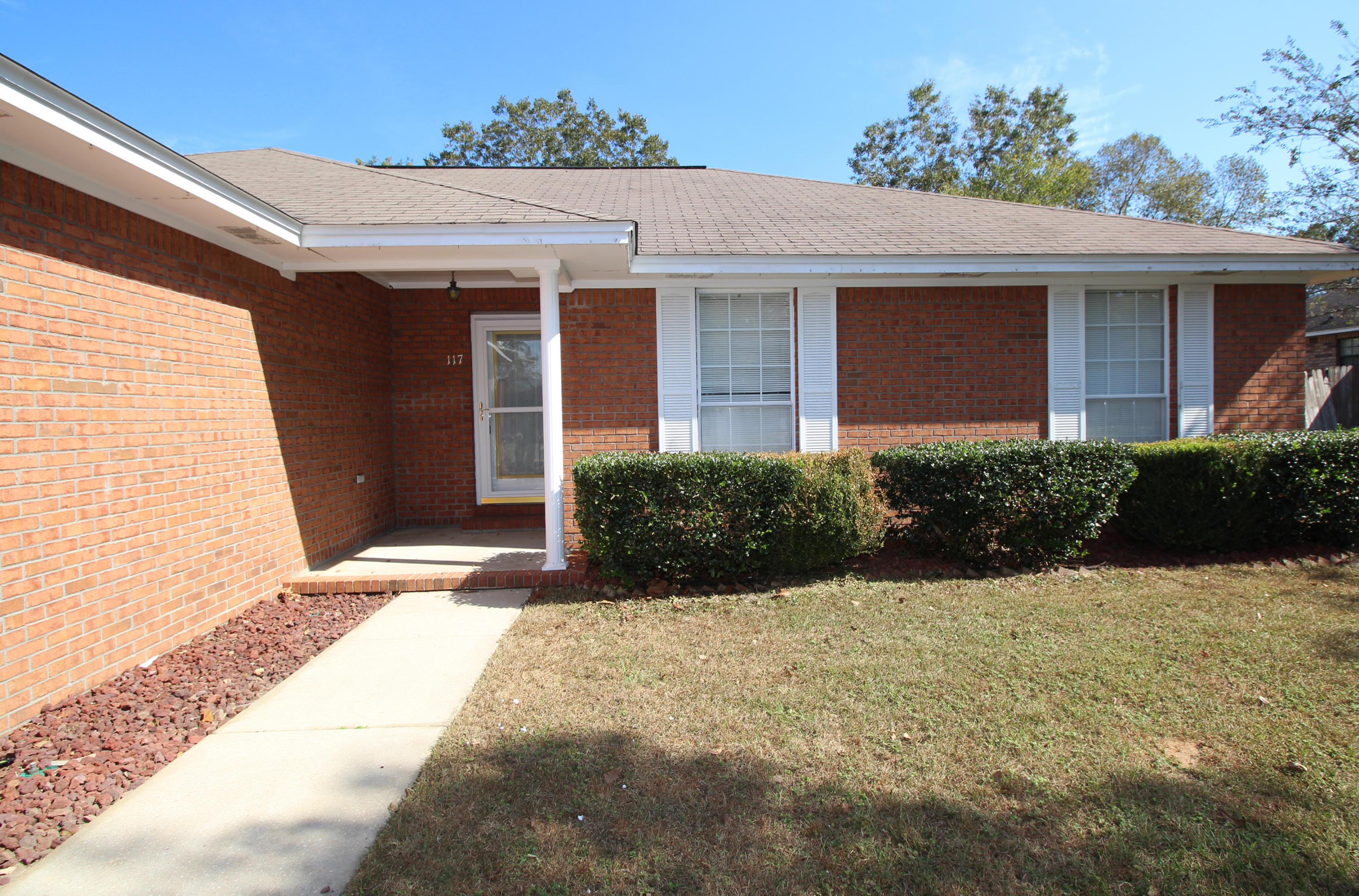 DOGWOOD ESTATES 1ST ADDN - Residential