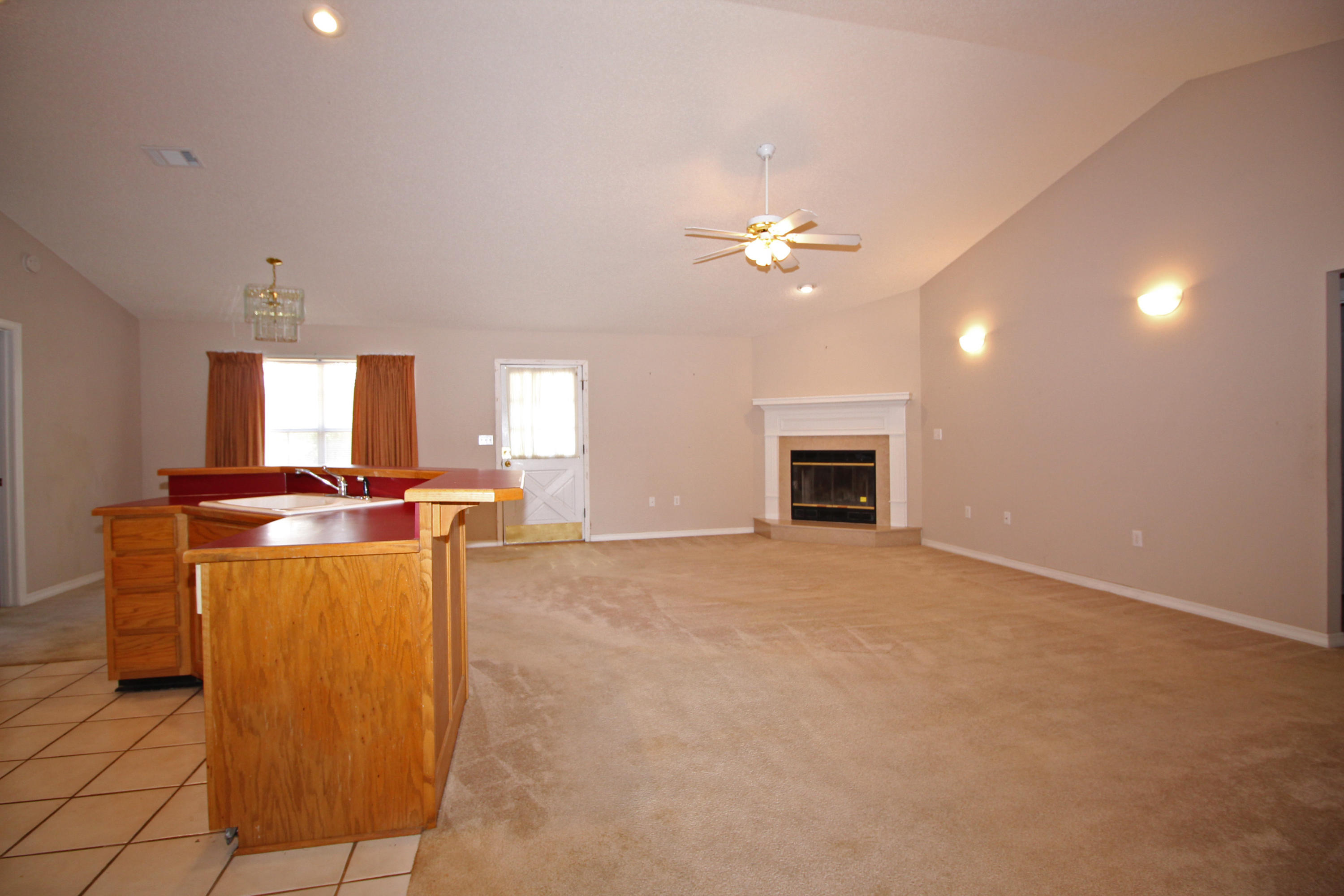 DOGWOOD ESTATES 1ST ADDN - Residential