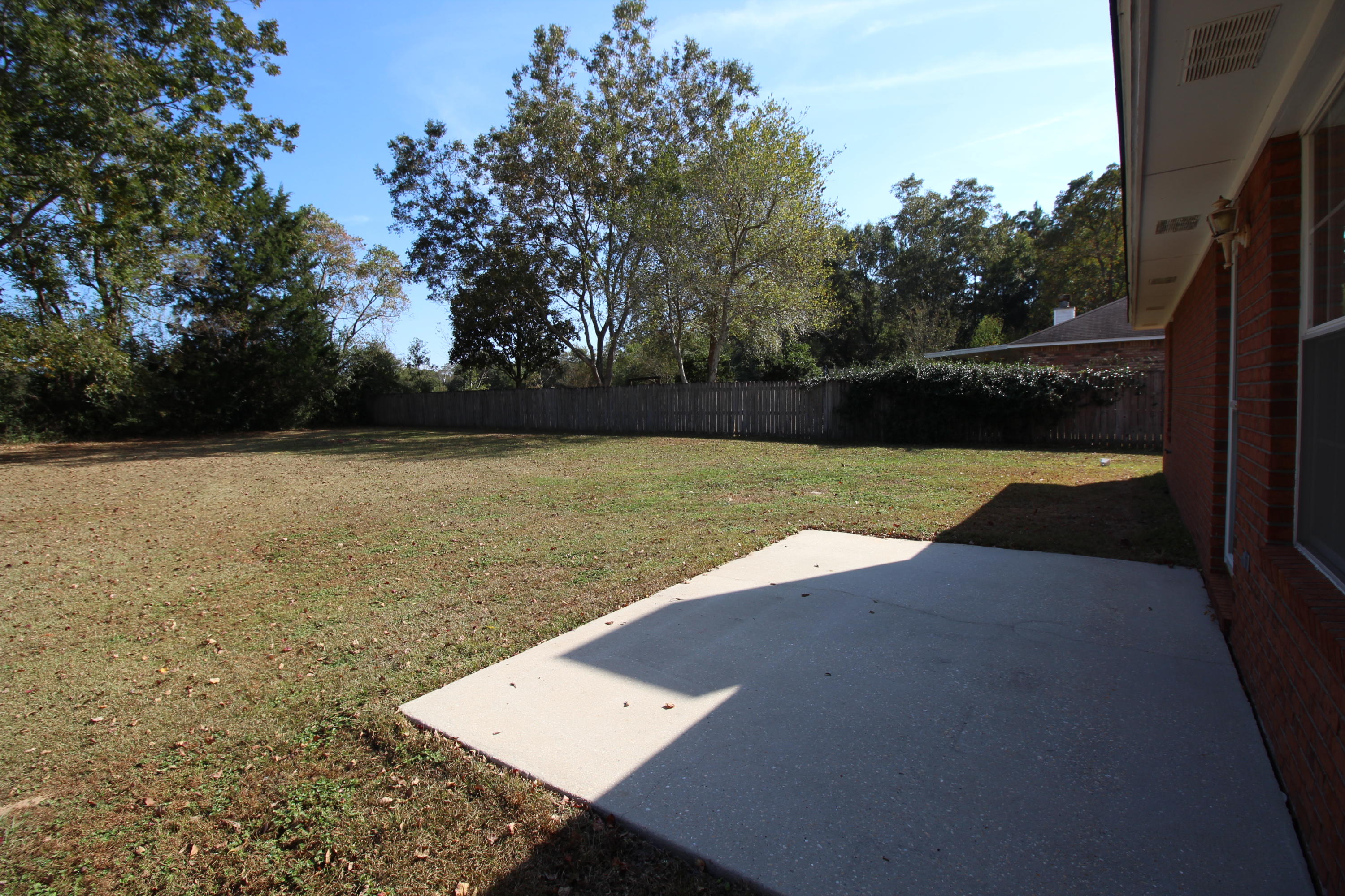 DOGWOOD ESTATES 1ST ADDN - Residential