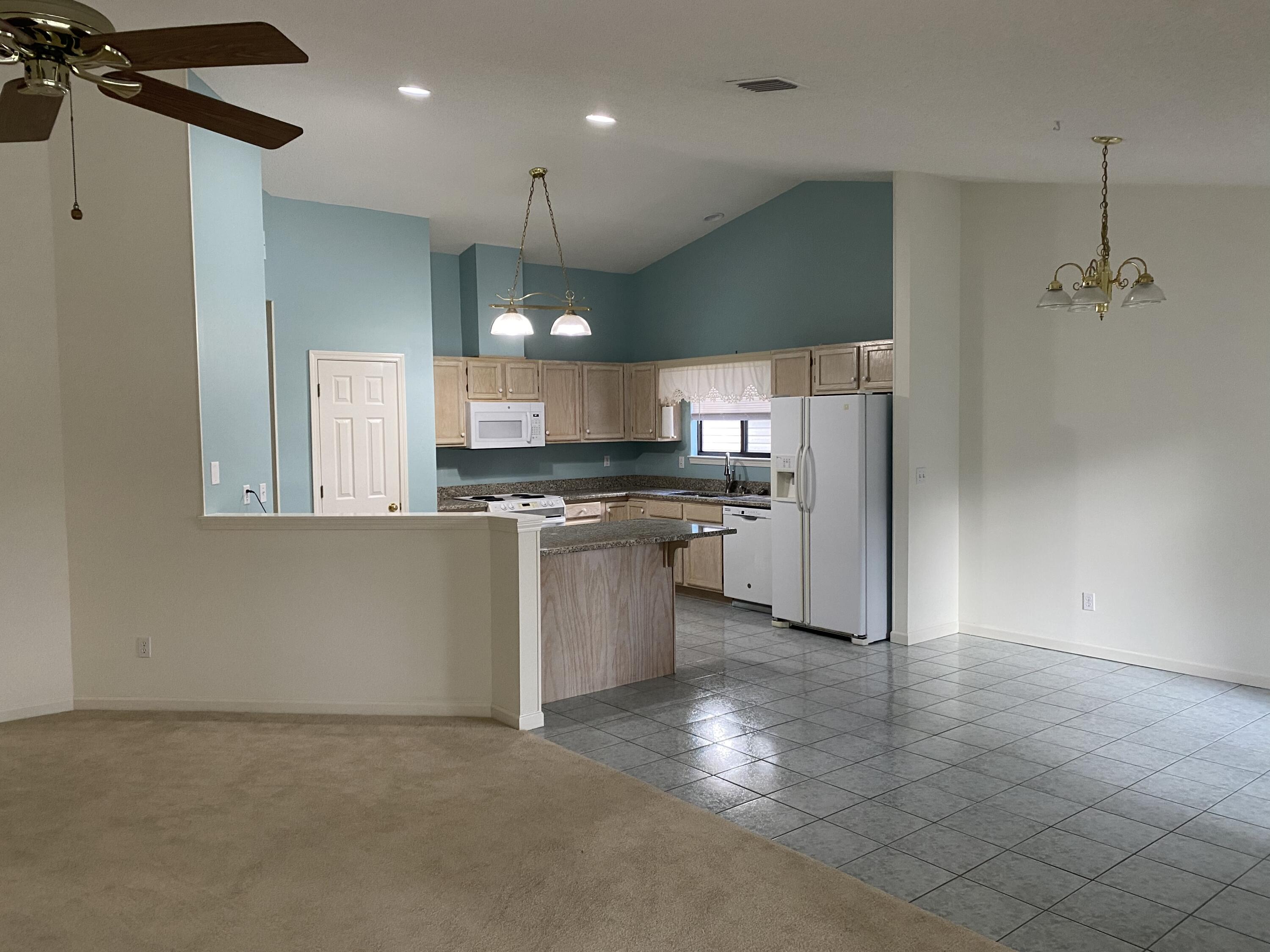 CEDAR RIDGE PH 12 - Residential Lease