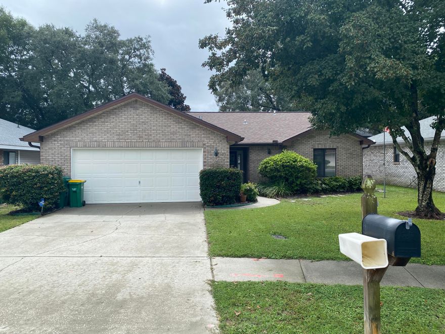 AVAILABLE NOW: Bright and open rental available now on popular Poplar Place in central Niceville. This 2/2 1529 square foot home with extra large 2 car garage features livable open floor plan. Vaulted ceilings gives way to a sunny patio room along with a screened porch room attached. The kitchen features granite counters with tile and carpet throughout the home. The primary bedroom en suite features a large walk in closet. Walk to Niceville HS, Ruckel MS, the Niceville library and the Niceville Children's Park. NO pets of any kind with NO smoking on the premises. Lawn care provided by the owner. Can be furnished if needed, 7 month longer leases an option. This is an owner managed home but please call Kristen Dubay 850-716-4420 to make an appointment with them.