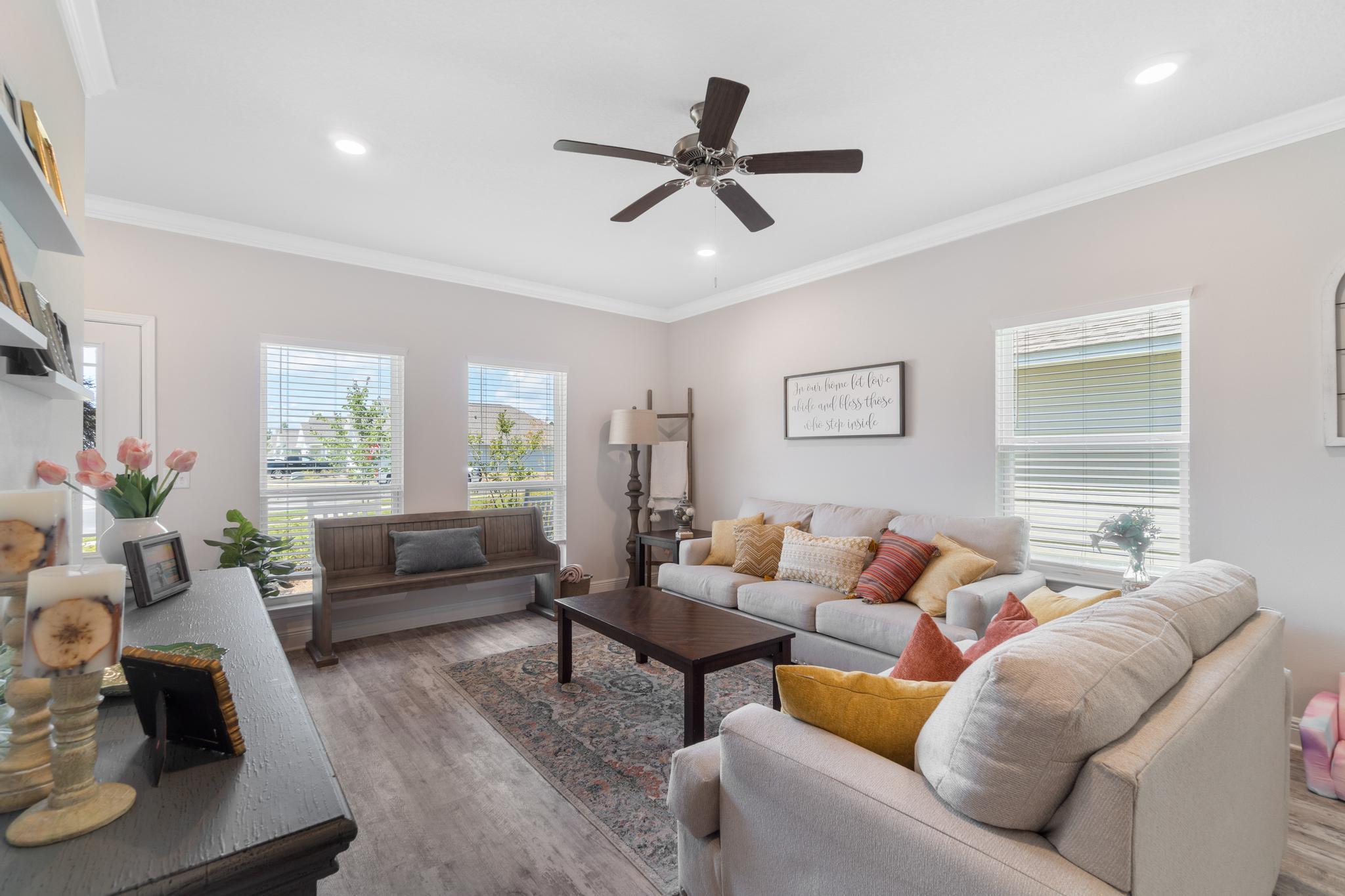 STONEGATE - Residential