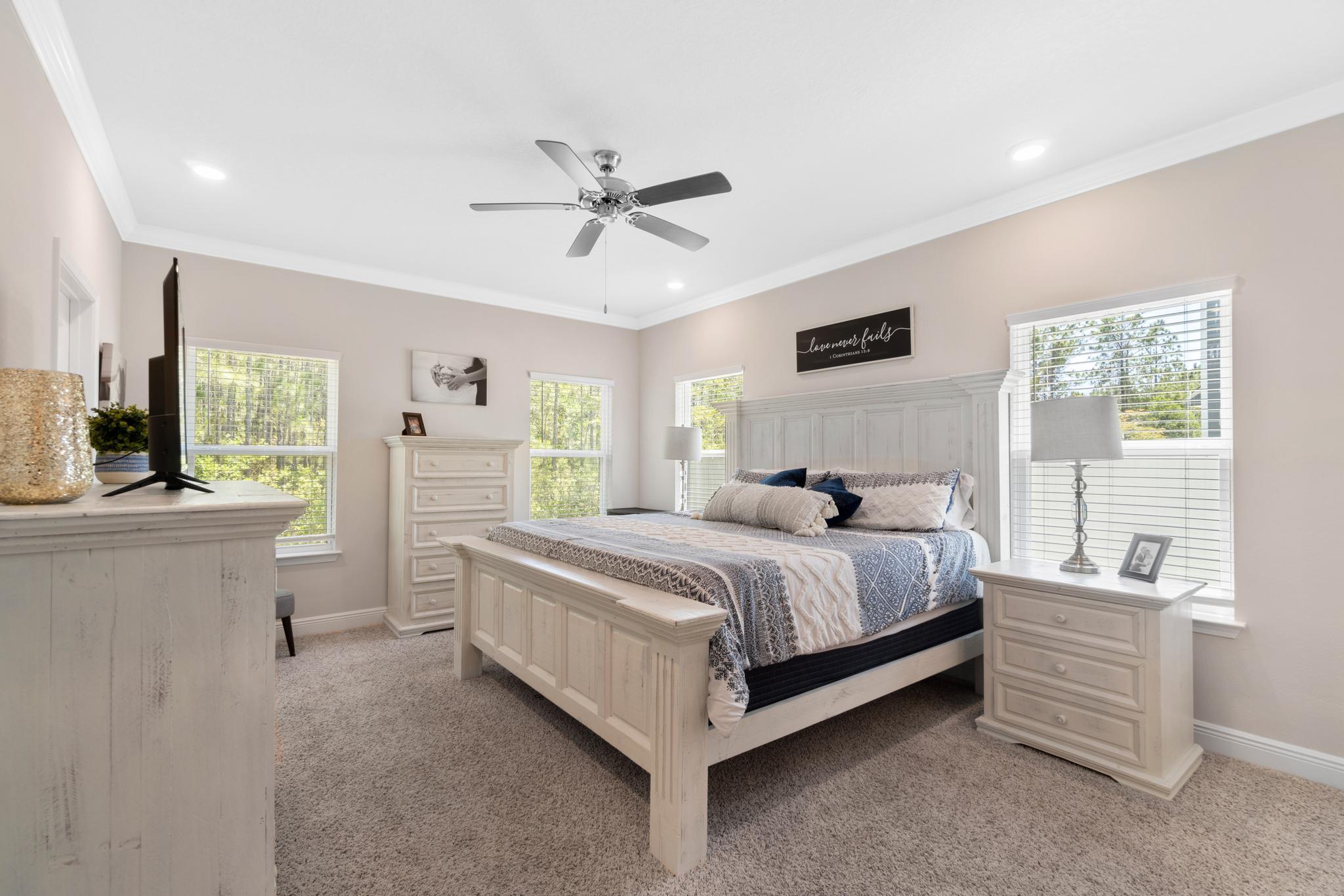 STONEGATE - Residential