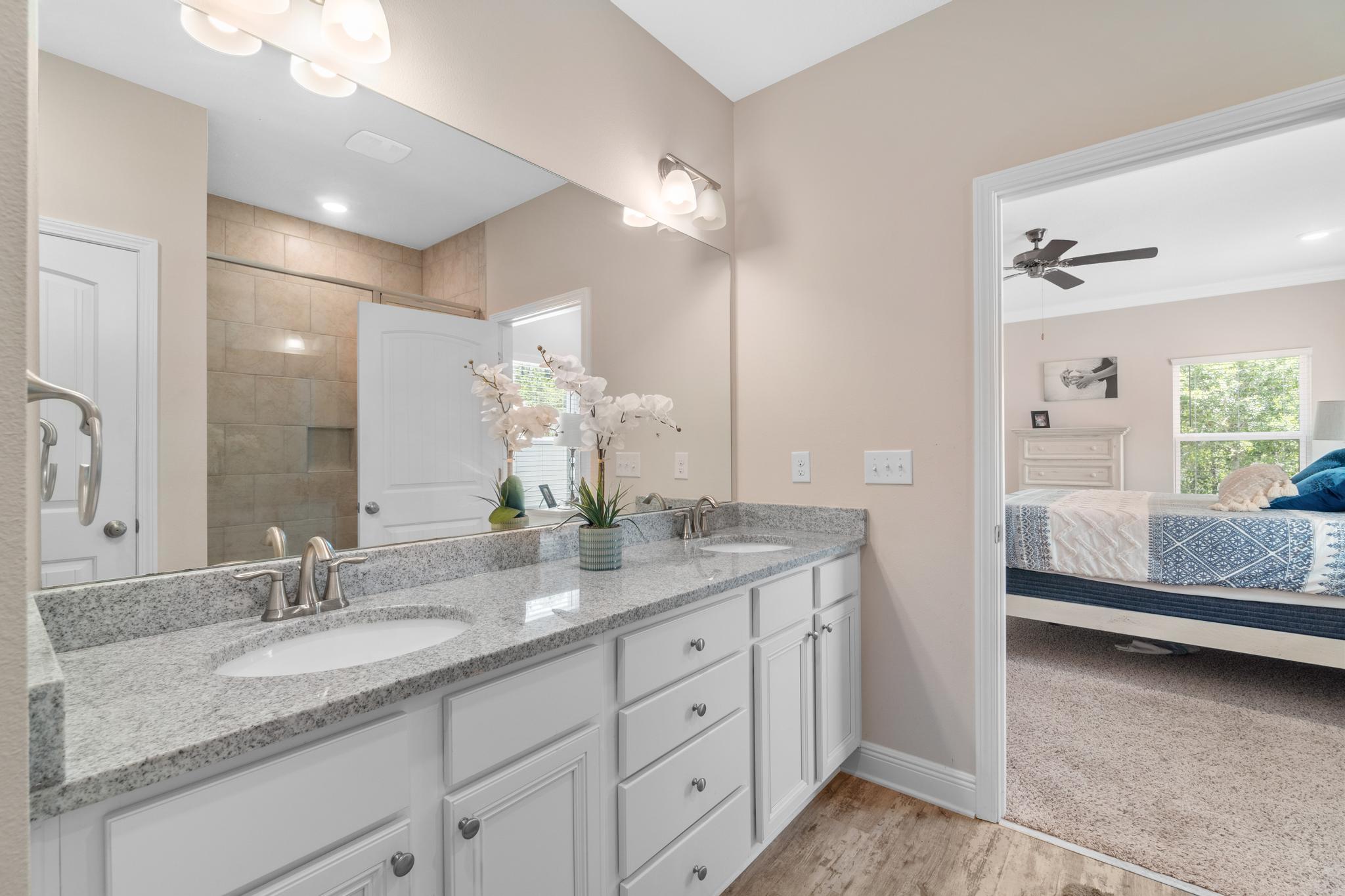 STONEGATE - Residential