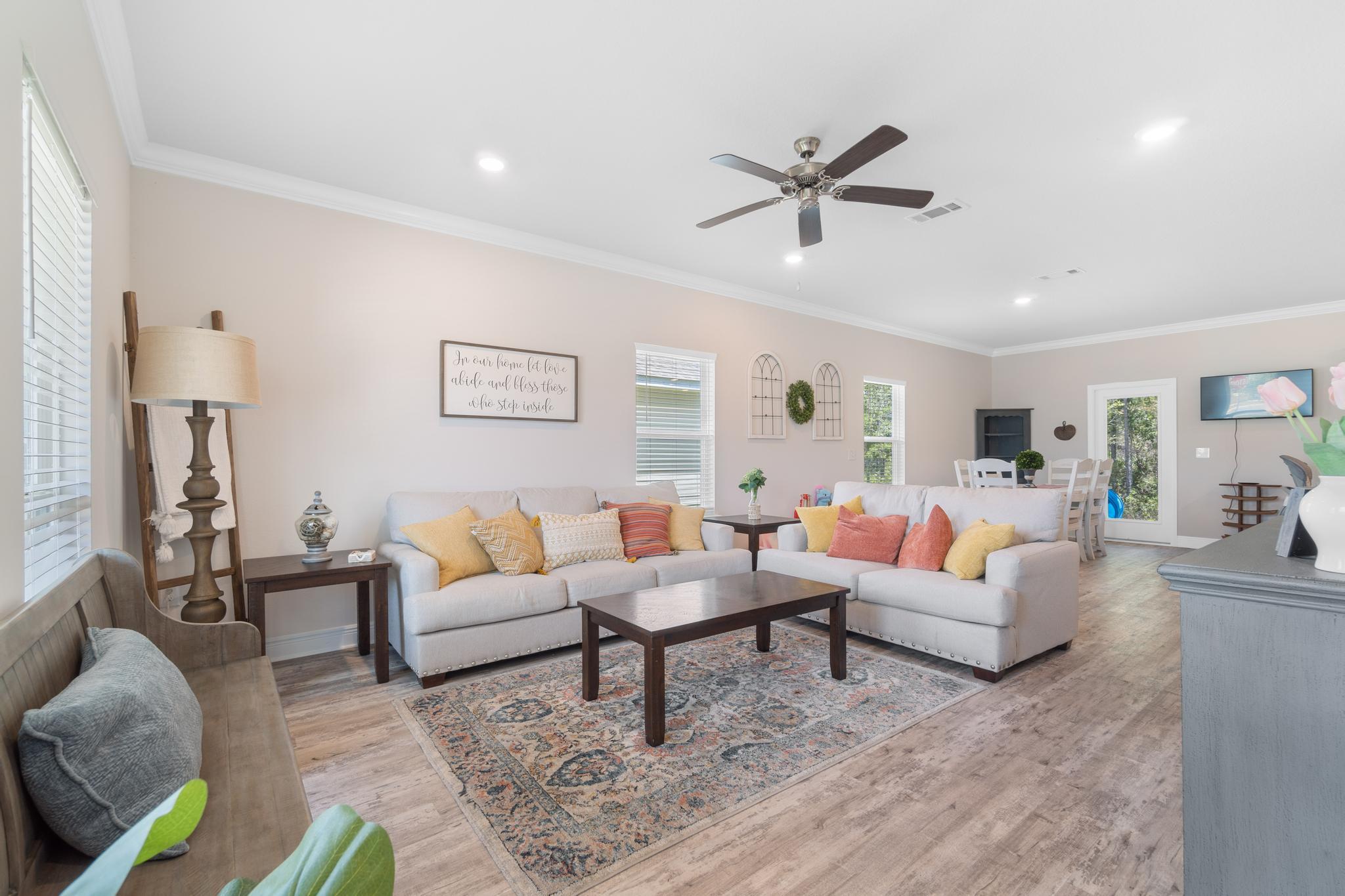 STONEGATE - Residential