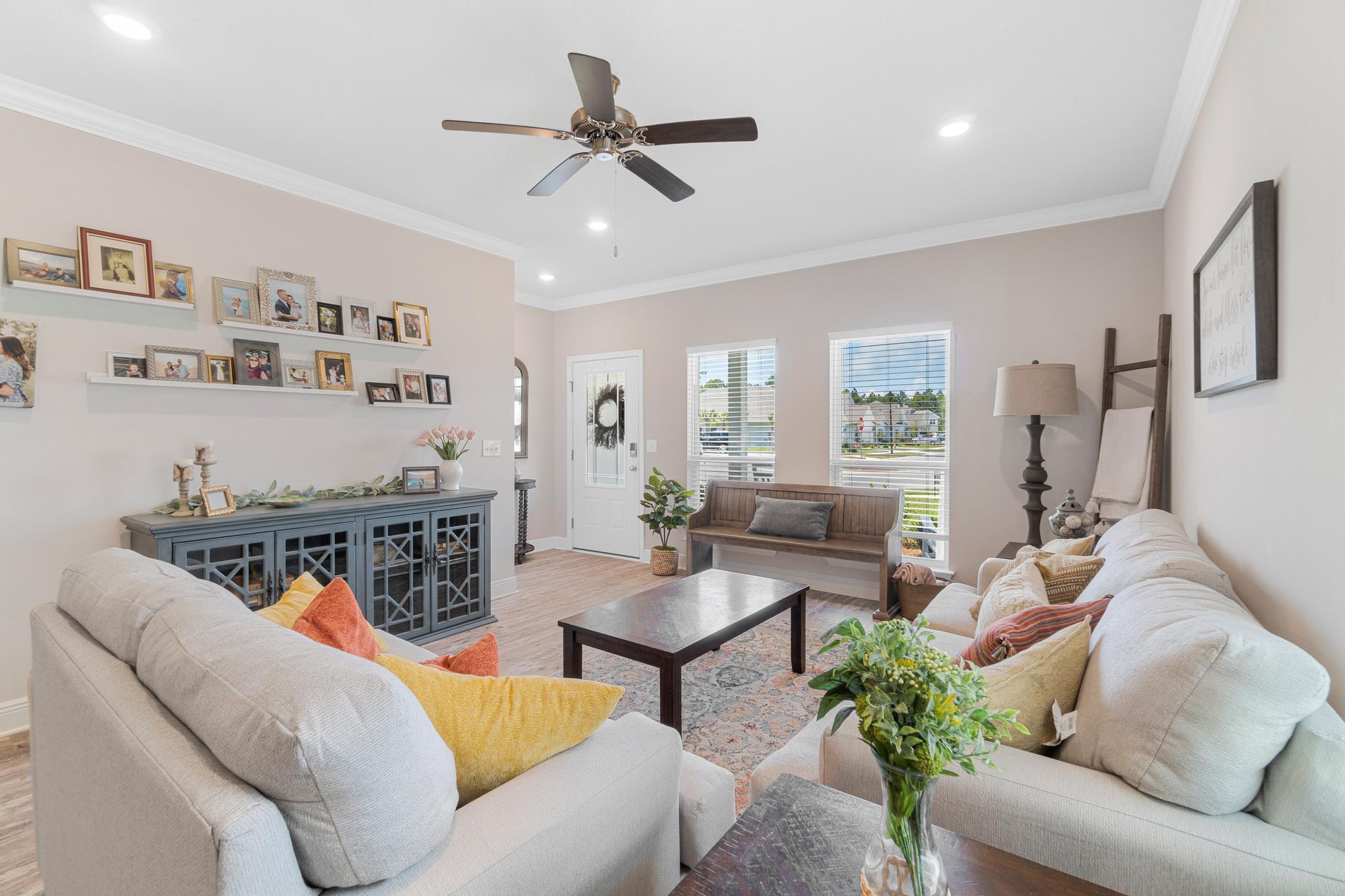 STONEGATE - Residential