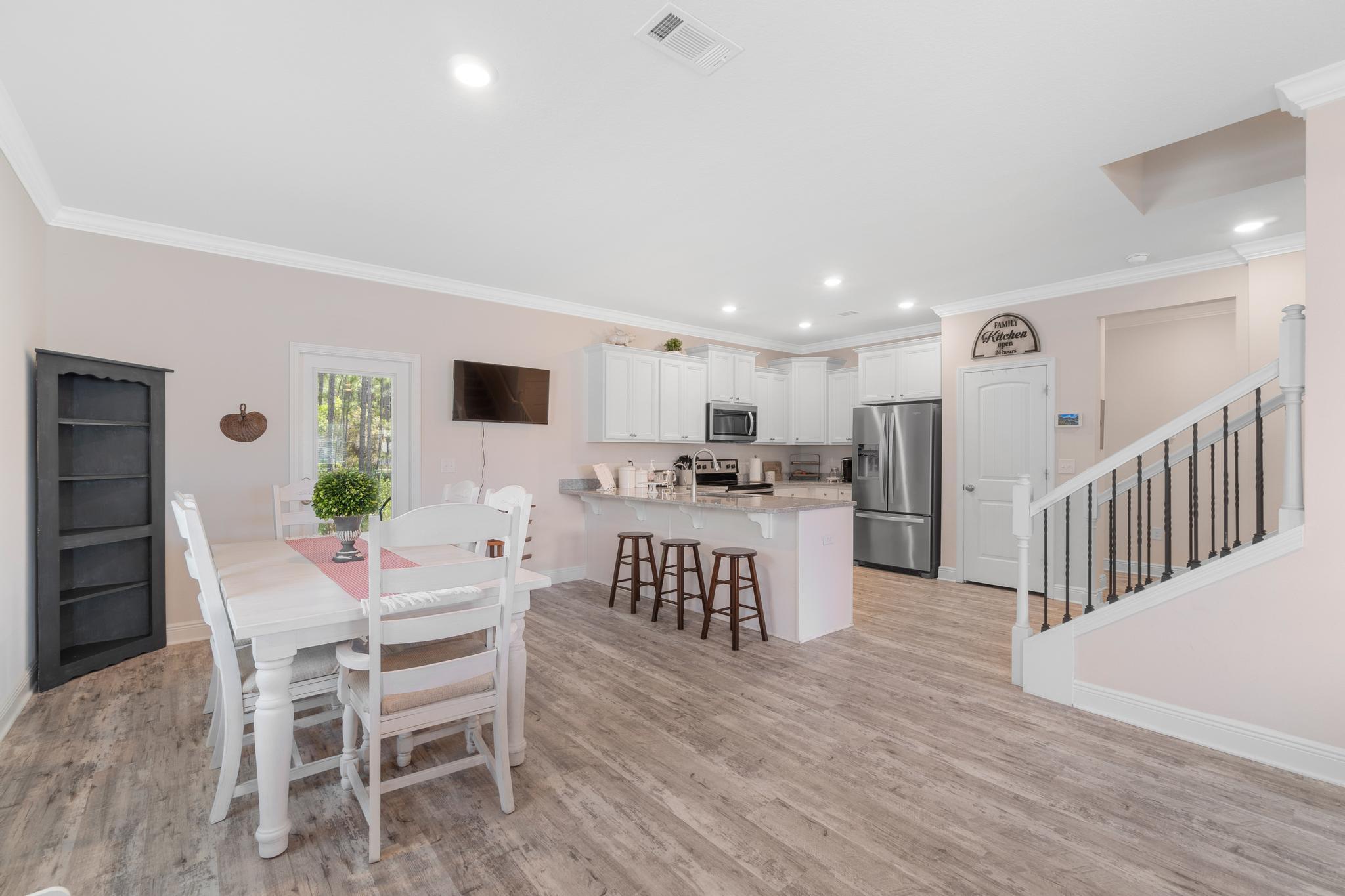 STONEGATE - Residential