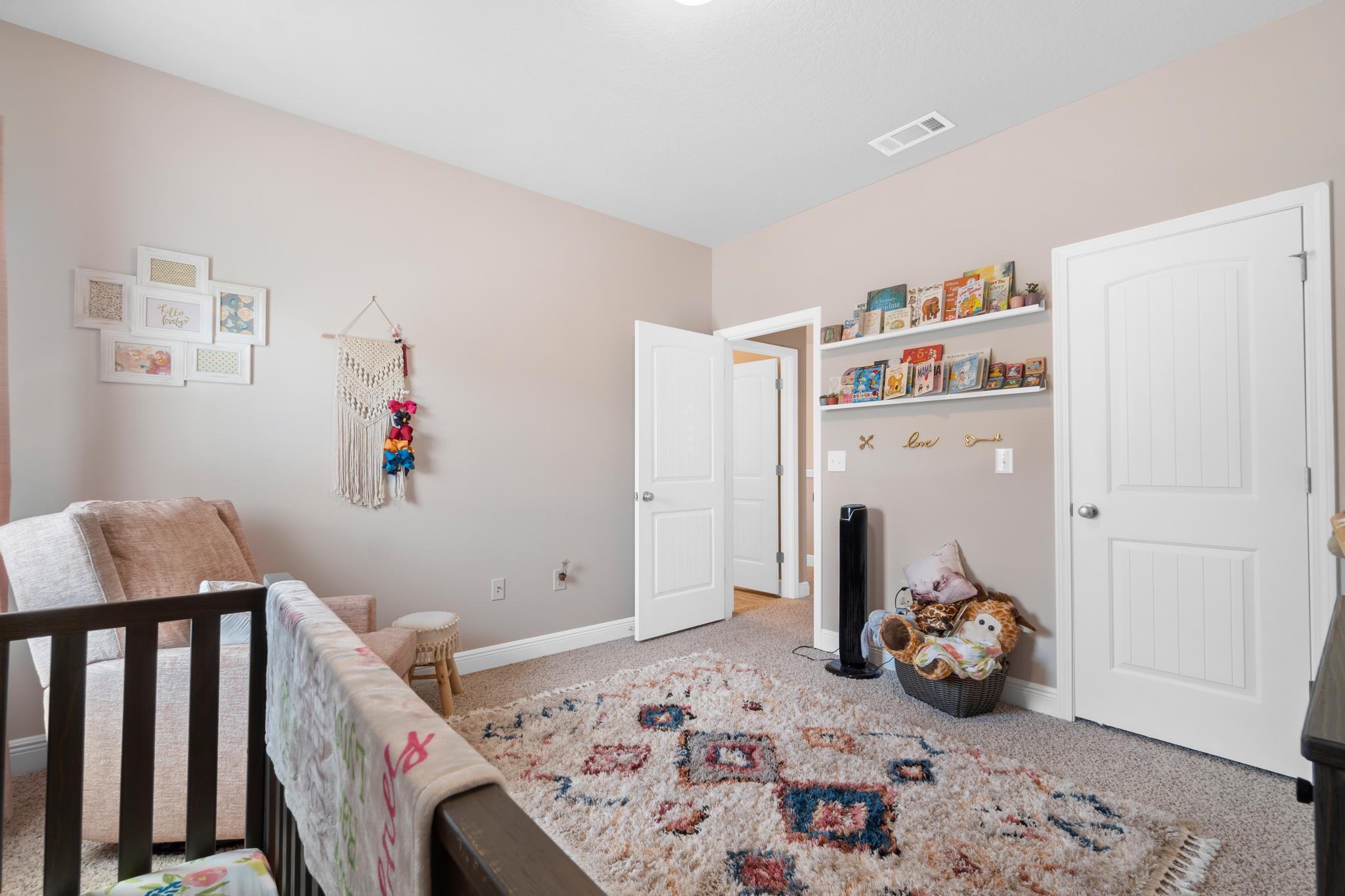 STONEGATE - Residential