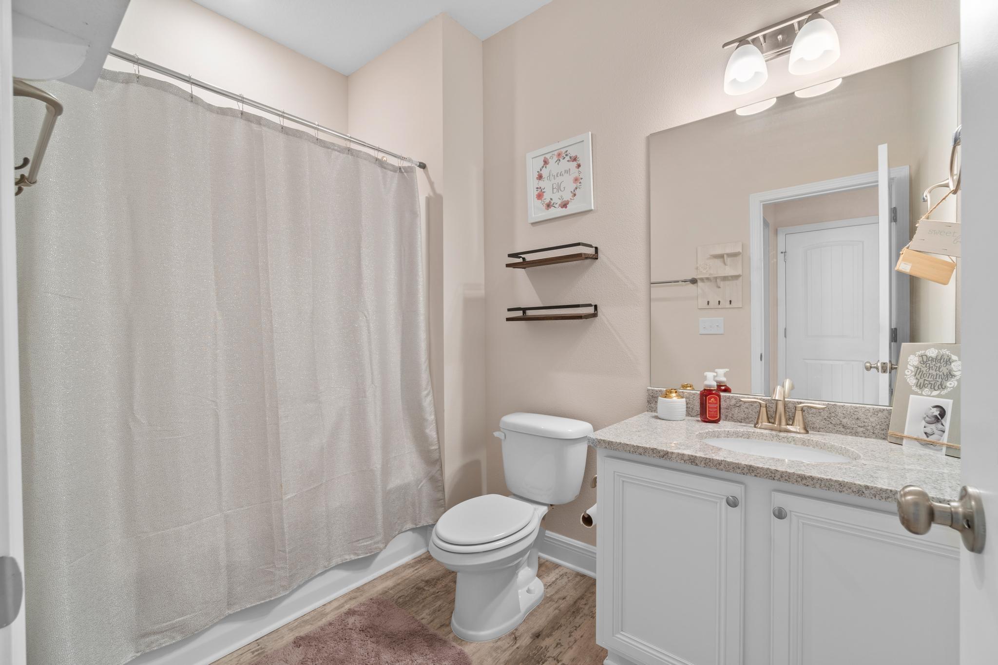 STONEGATE - Residential