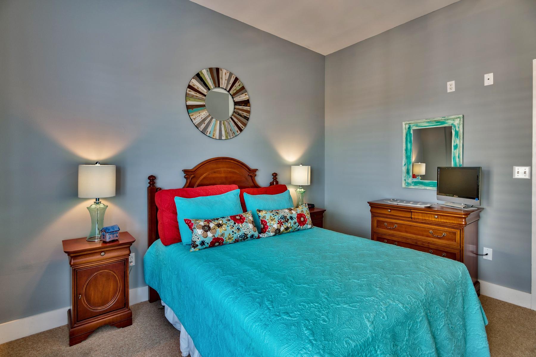 GULF PLACE TOWN CENTER CONDO - Residential