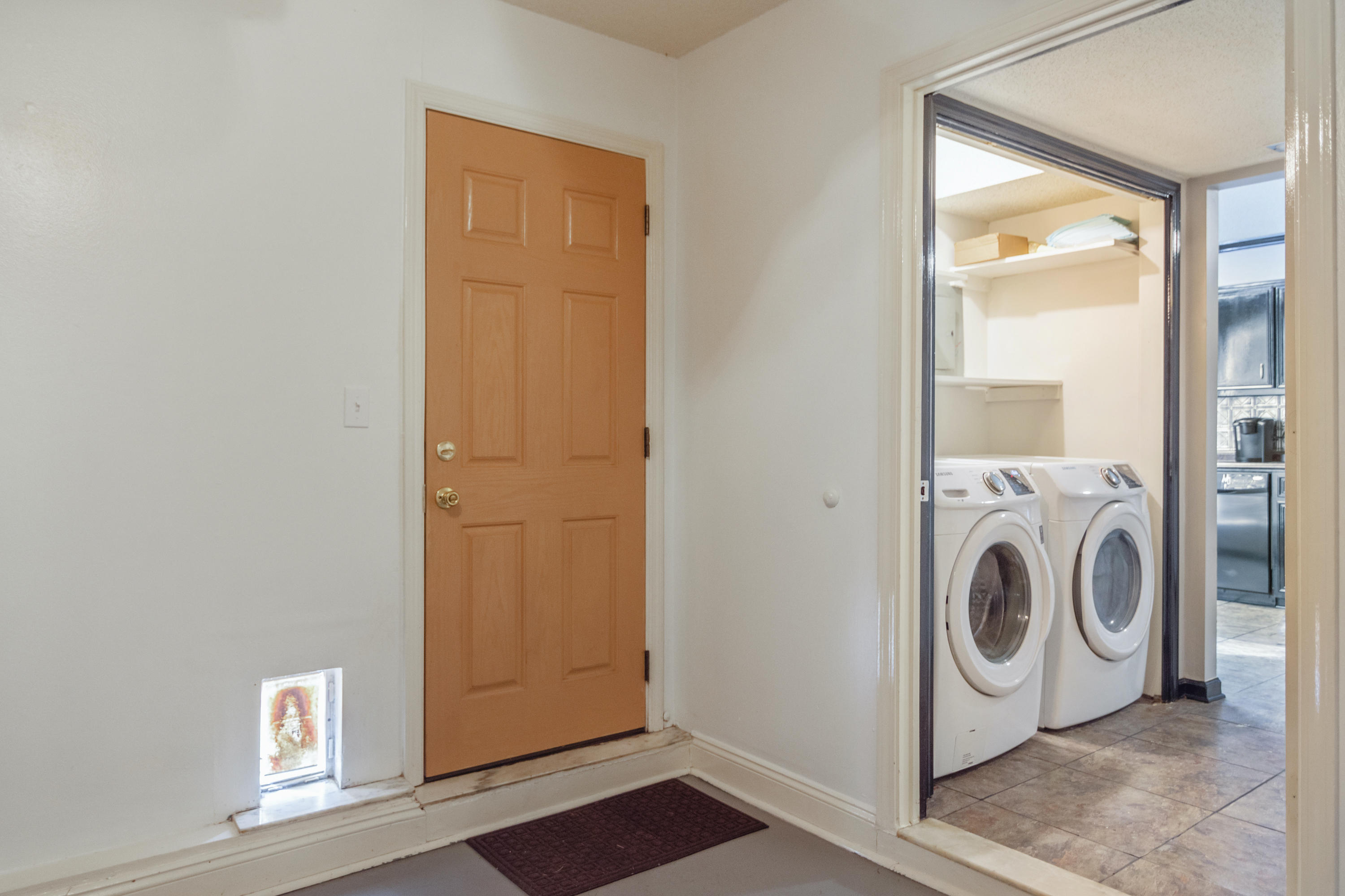 COUNTRY VILLAS - Residential