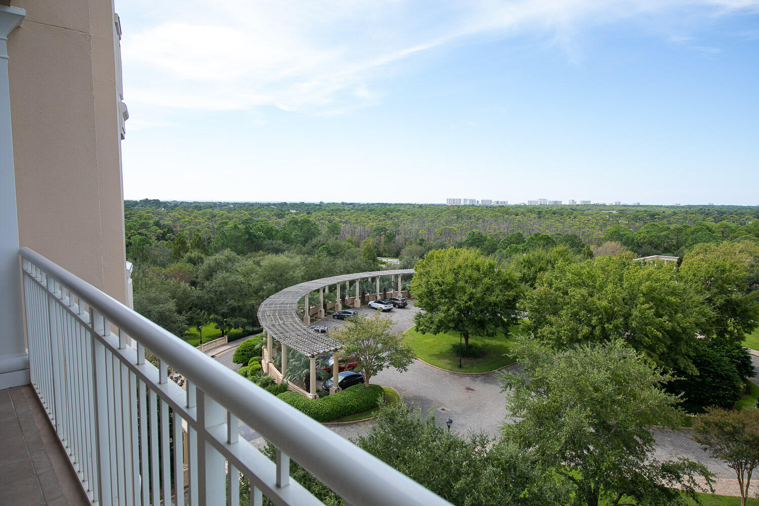ONE WATER PLACE AT KELLY PLANTATION - Residential