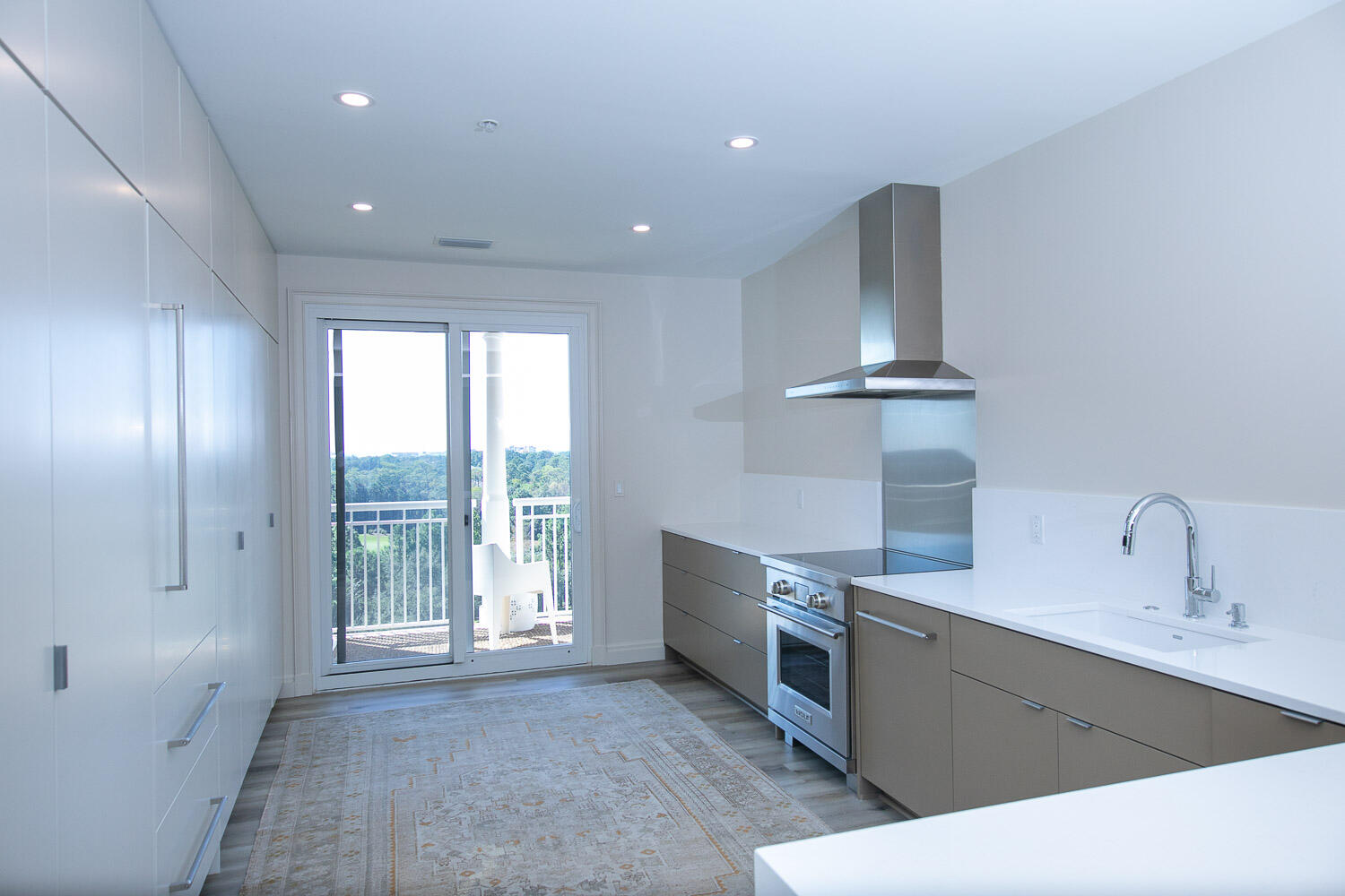 ONE WATER PLACE AT KELLY PLANTATION - Residential