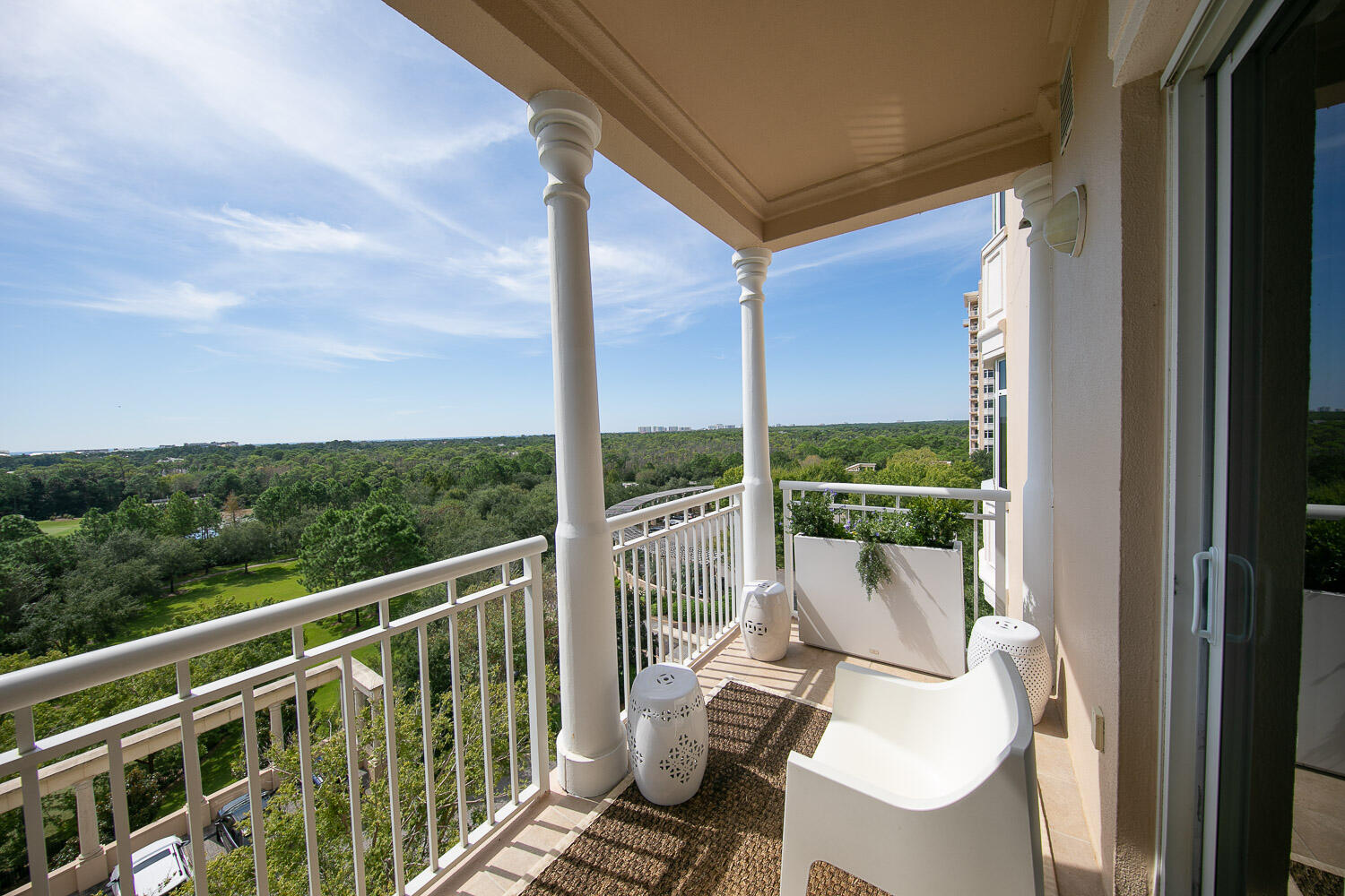 ONE WATER PLACE AT KELLY PLANTATION - Residential