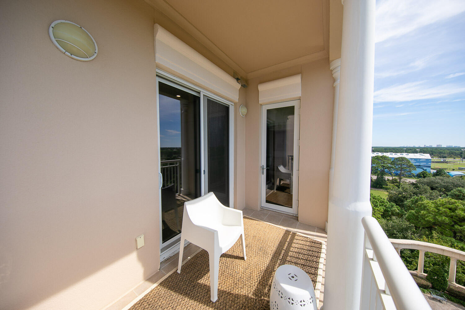 ONE WATER PLACE AT KELLY PLANTATION - Residential