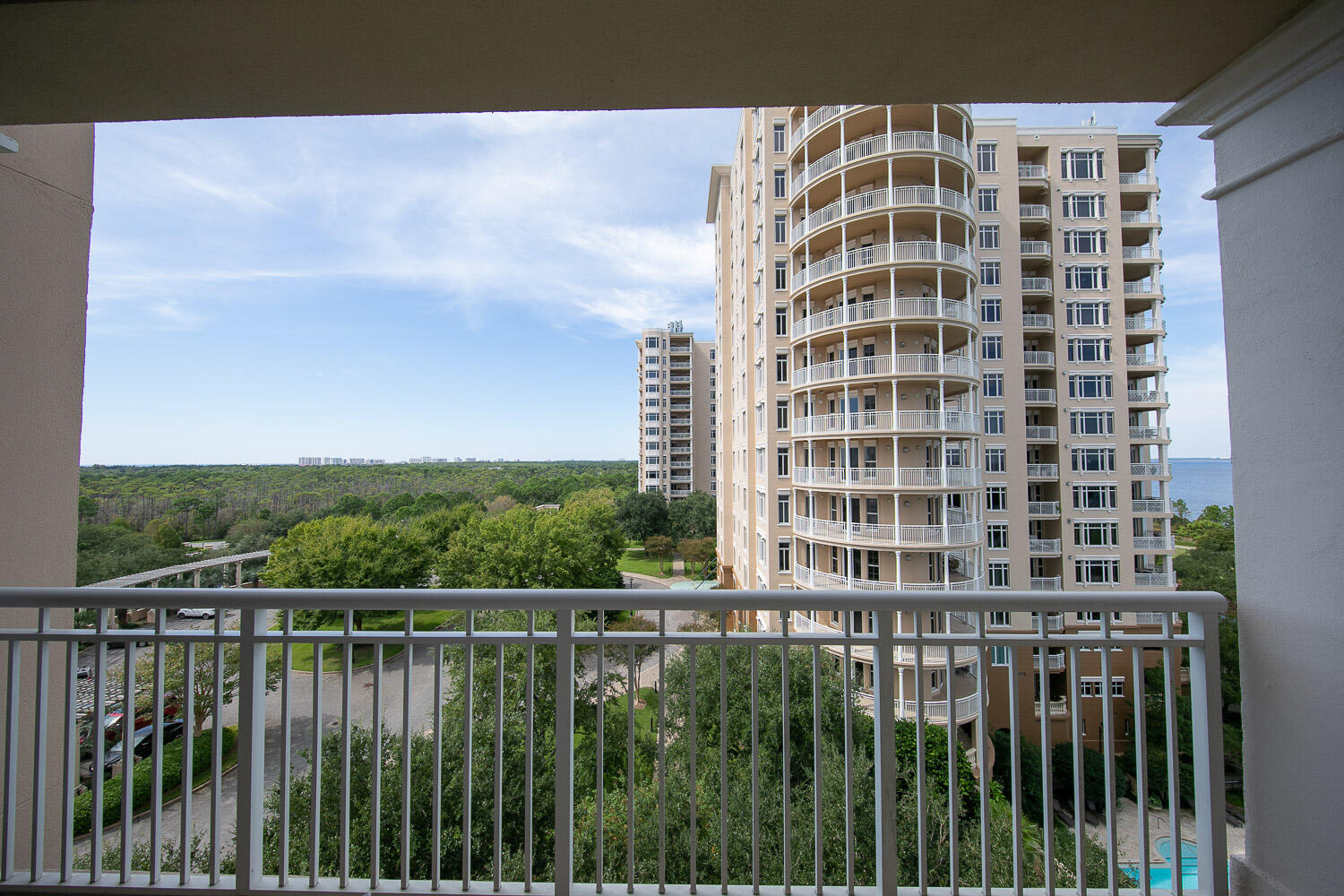 ONE WATER PLACE AT KELLY PLANTATION - Residential