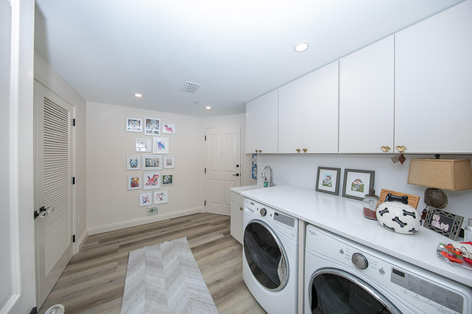 ONE WATER PLACE AT KELLY PLANTATION - Residential