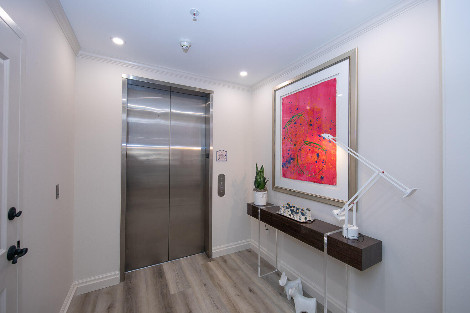 ONE WATER PLACE AT KELLY PLANTATION - Residential