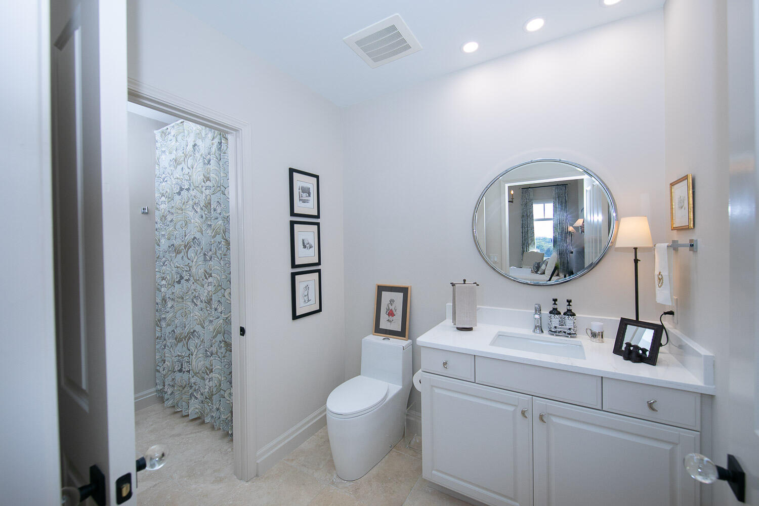 ONE WATER PLACE AT KELLY PLANTATION - Residential