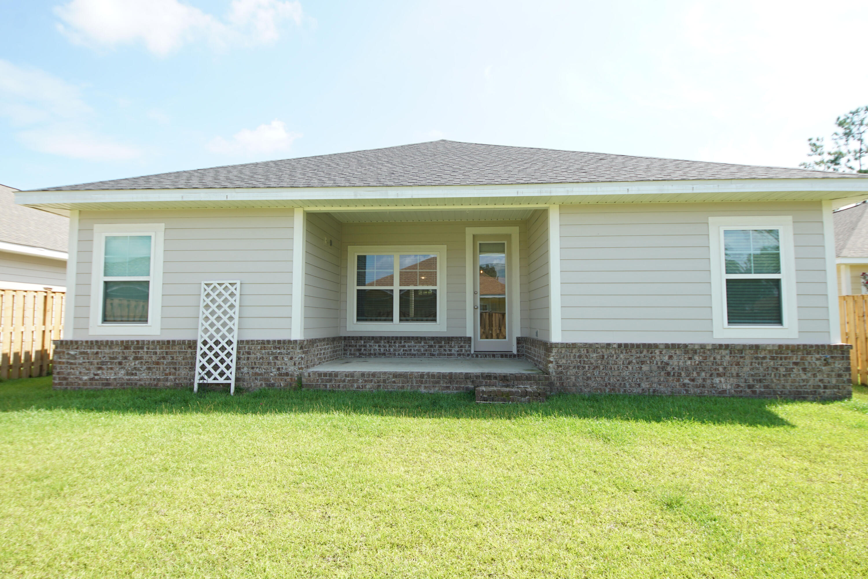 Lafayette Creek Landing - Residential Lease