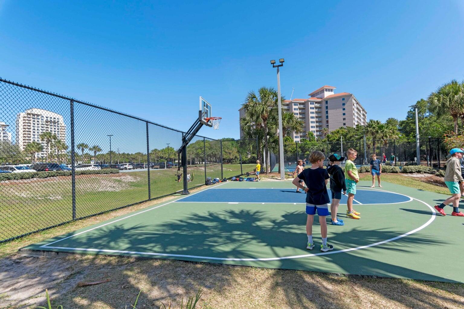 SUMMIT AT TOPS'L (THE) - Residential