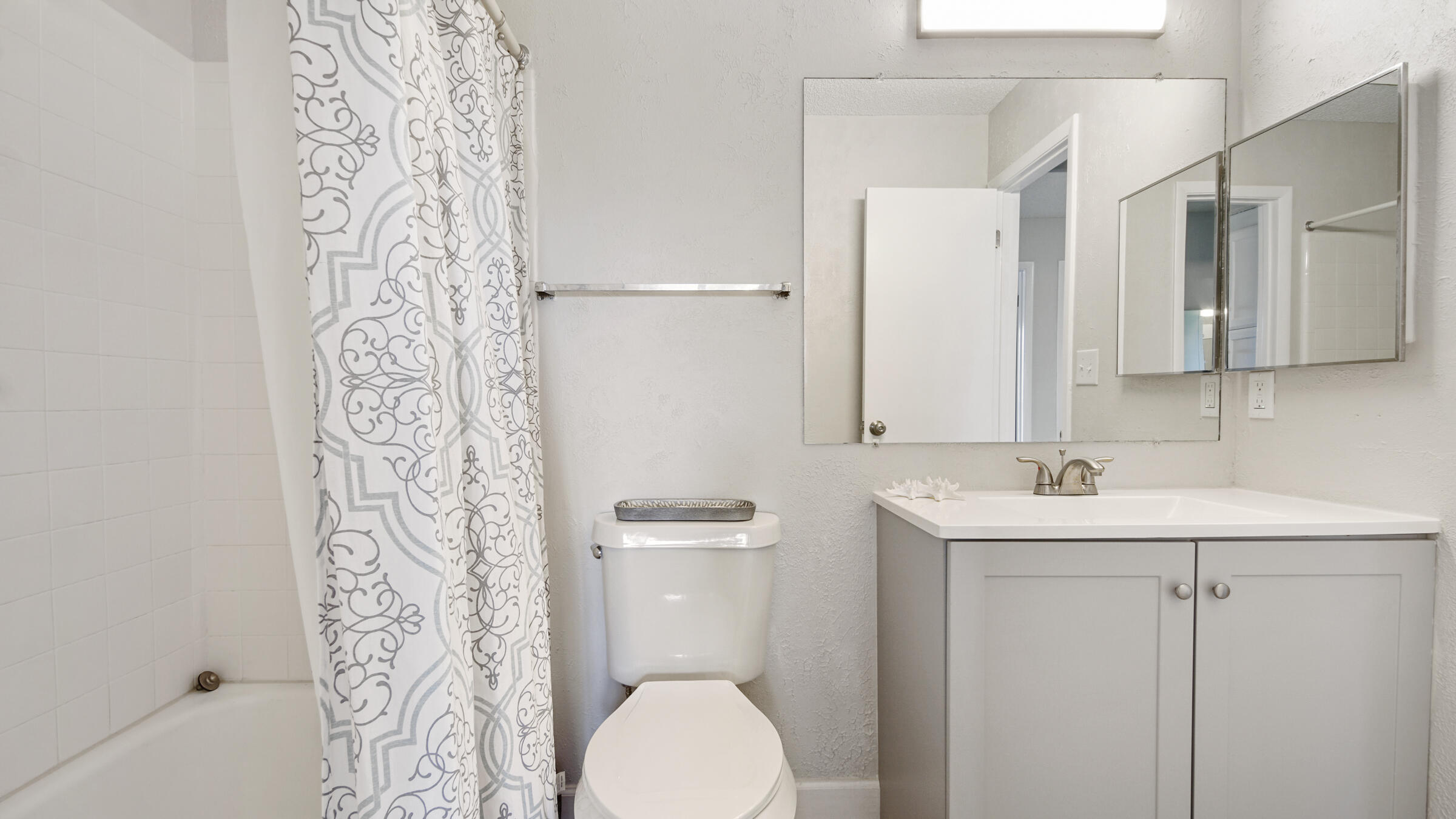 BEACHWALK CONDO - Residential