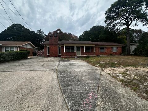 A home in Fort Walton Beach