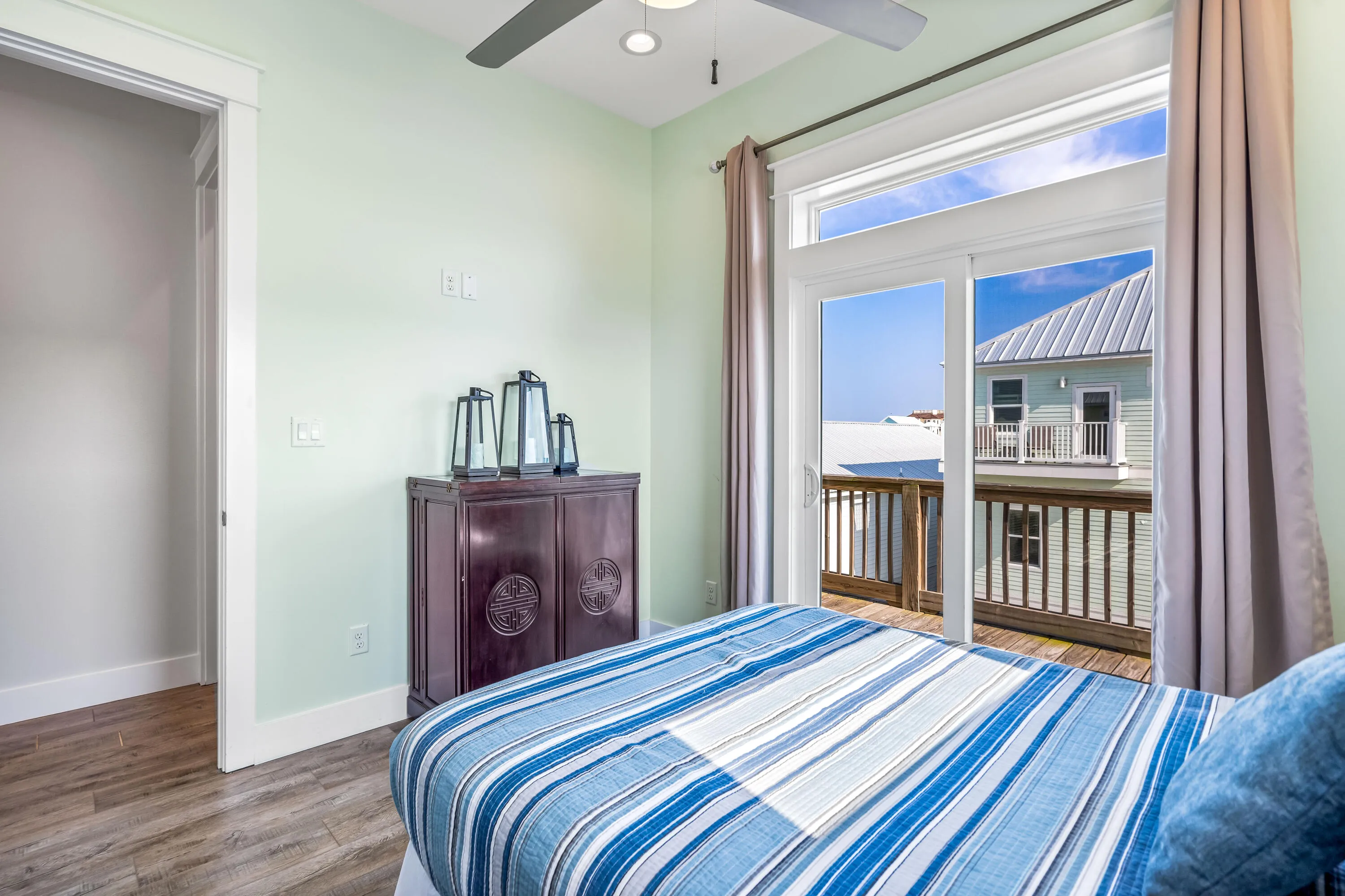 Navarre, FL, 32566, US, 5 Bedrooms Bedrooms, ,4 BathroomsBathrooms,Residential,Active,1684999