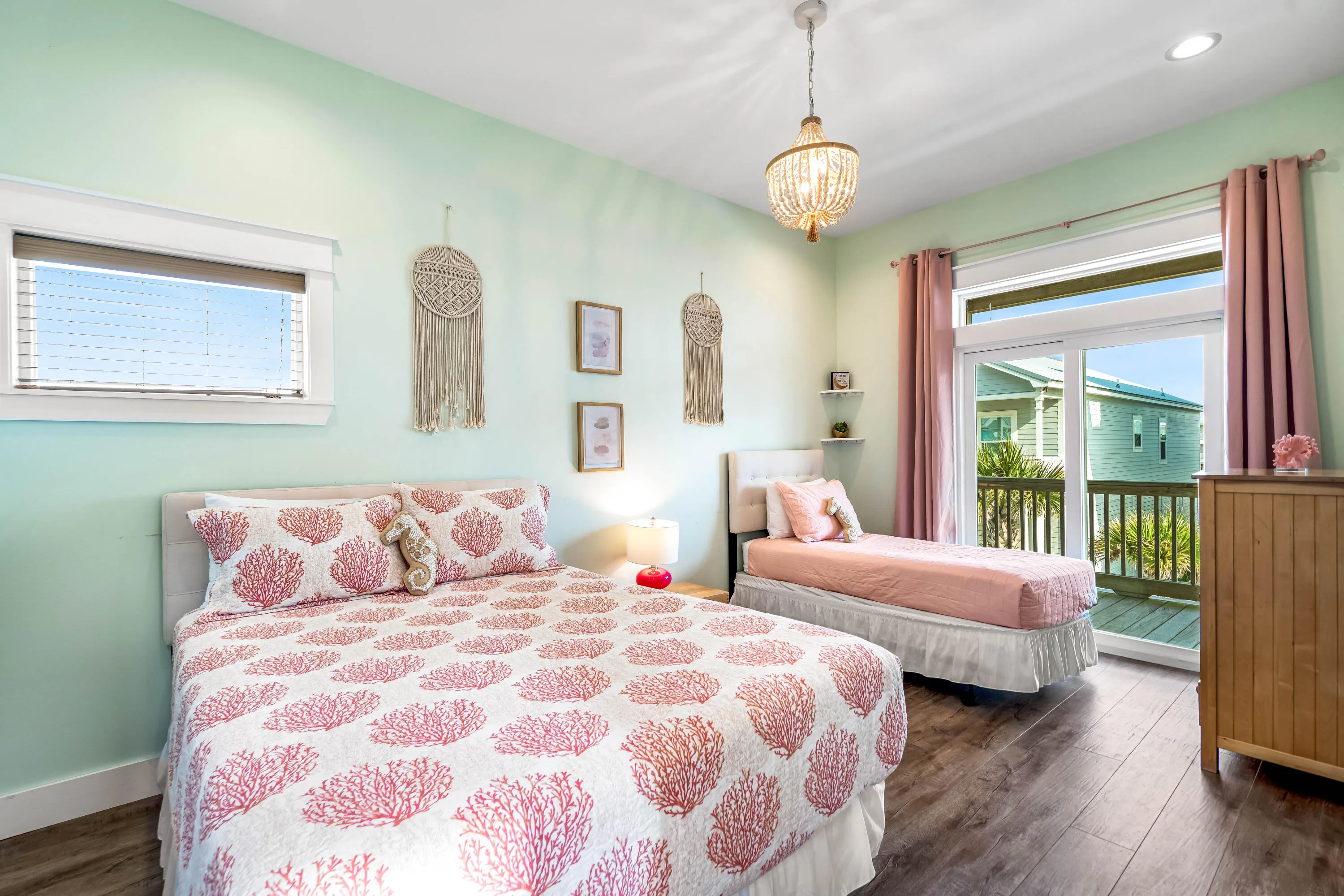 Navarre, FL, 32566, US, 5 Bedrooms Bedrooms, ,4 BathroomsBathrooms,Residential,Active,1684999