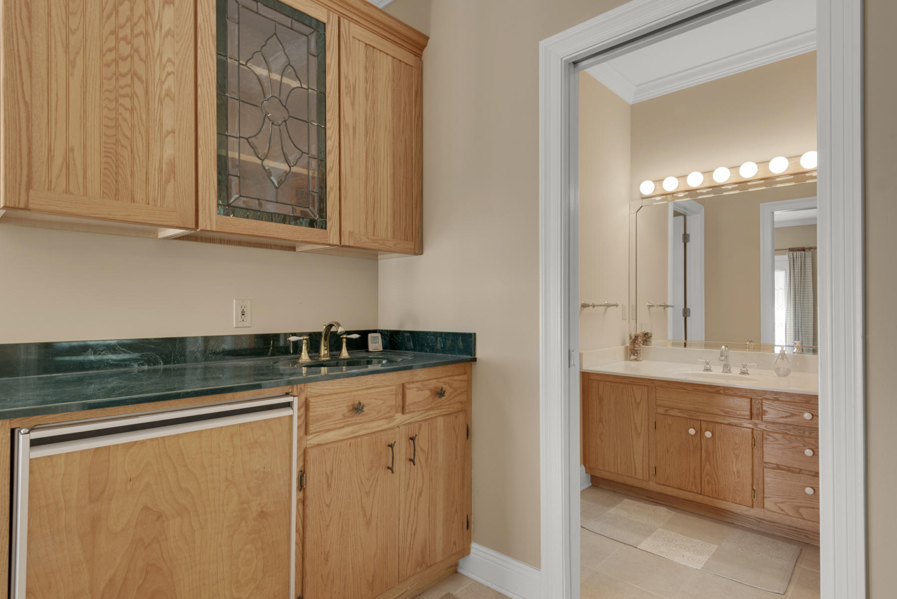 EMERALD SHORES - Residential