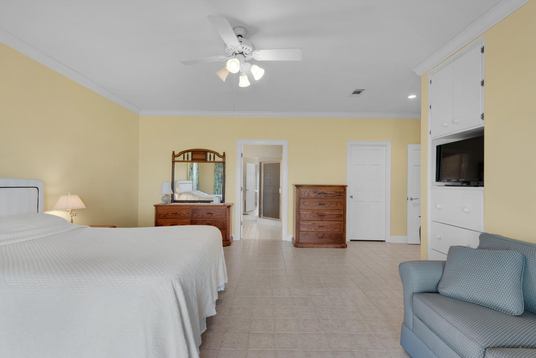 EMERALD SHORES - Residential