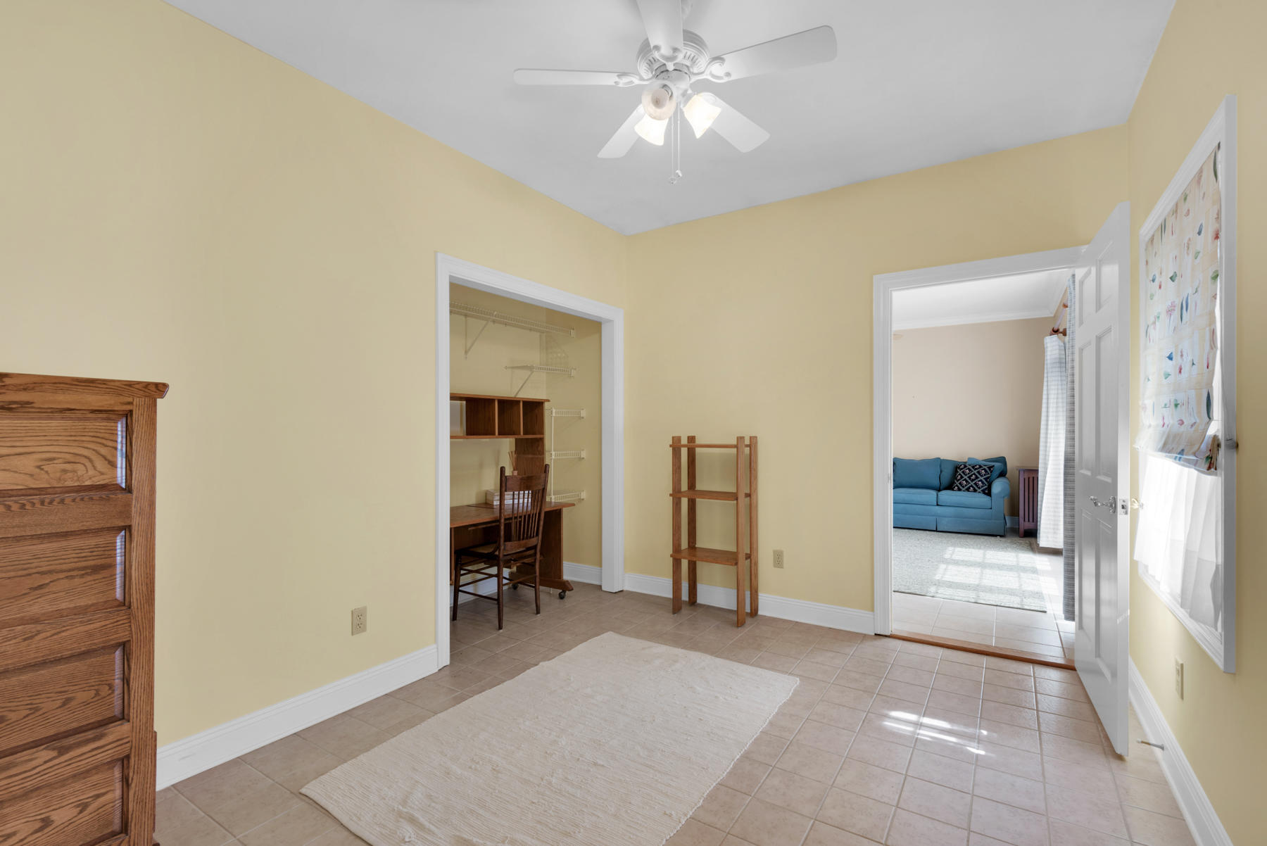 EMERALD SHORES - Residential