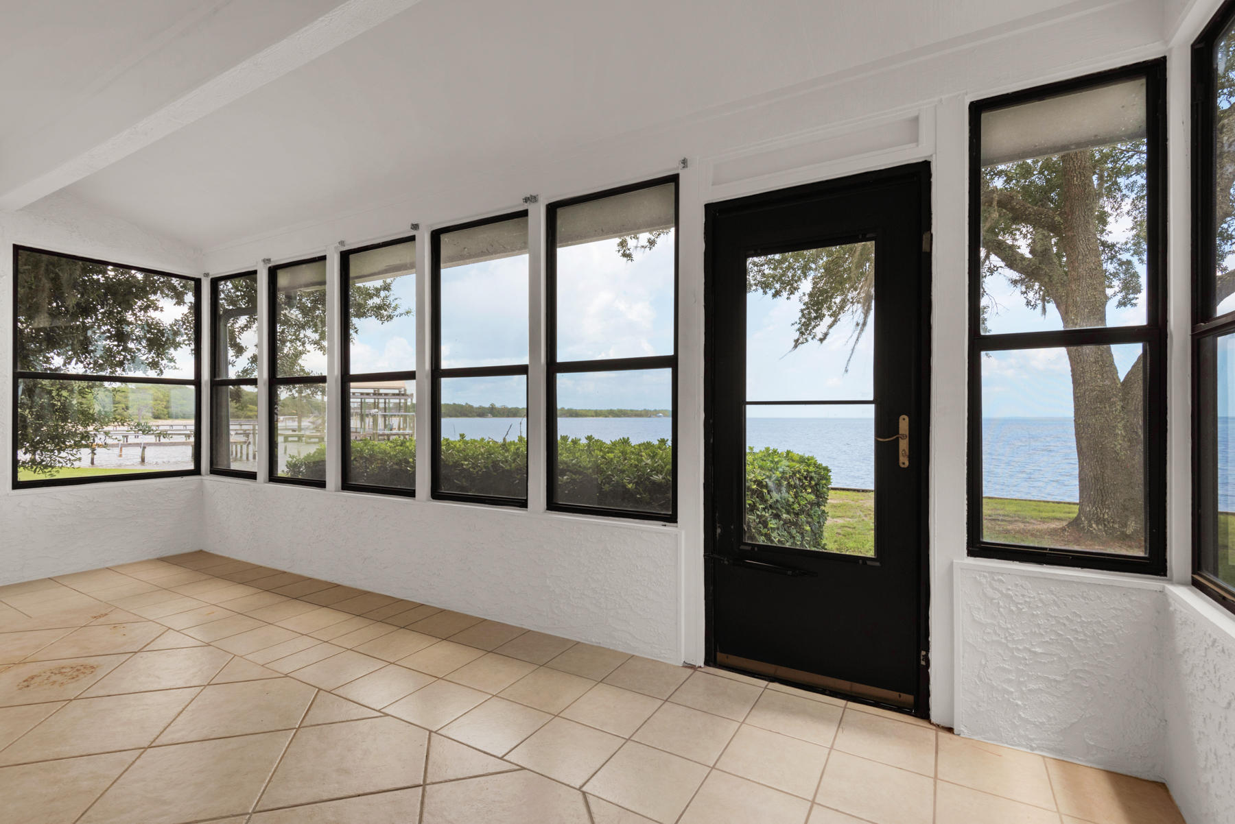 DOLPHIN COVE ESTATES T/H - Residential