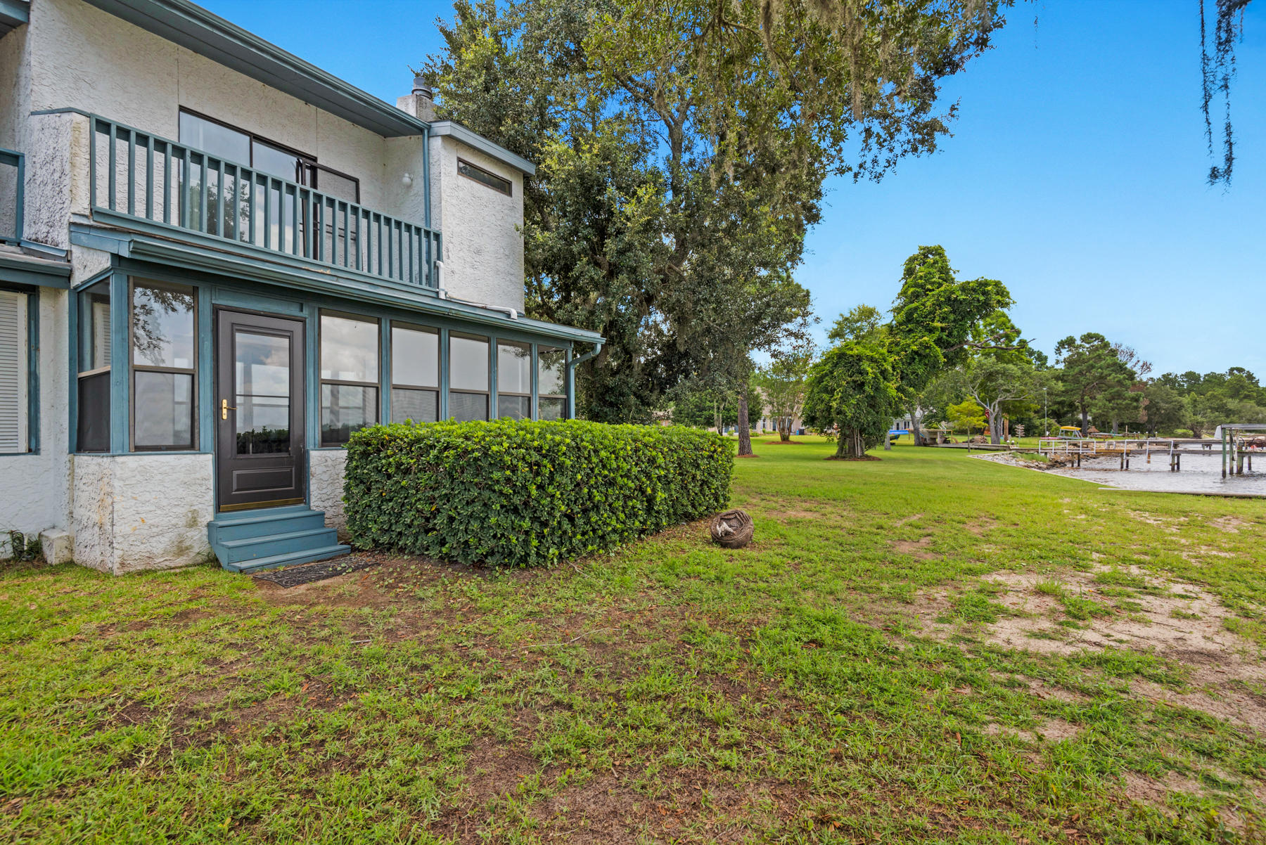 DOLPHIN COVE ESTATES T/H - Residential