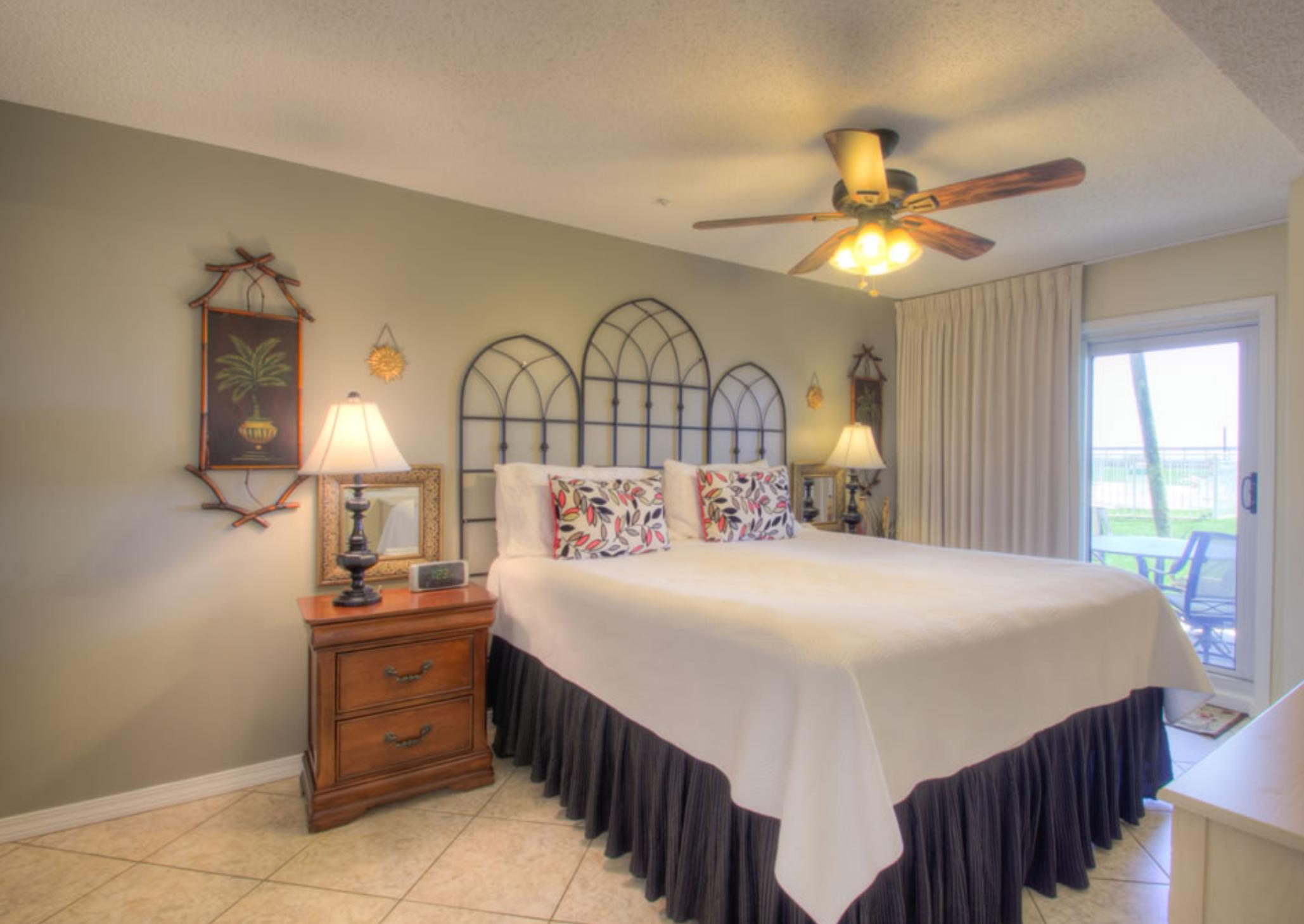 MARAVILLA CONDO 1 - Residential