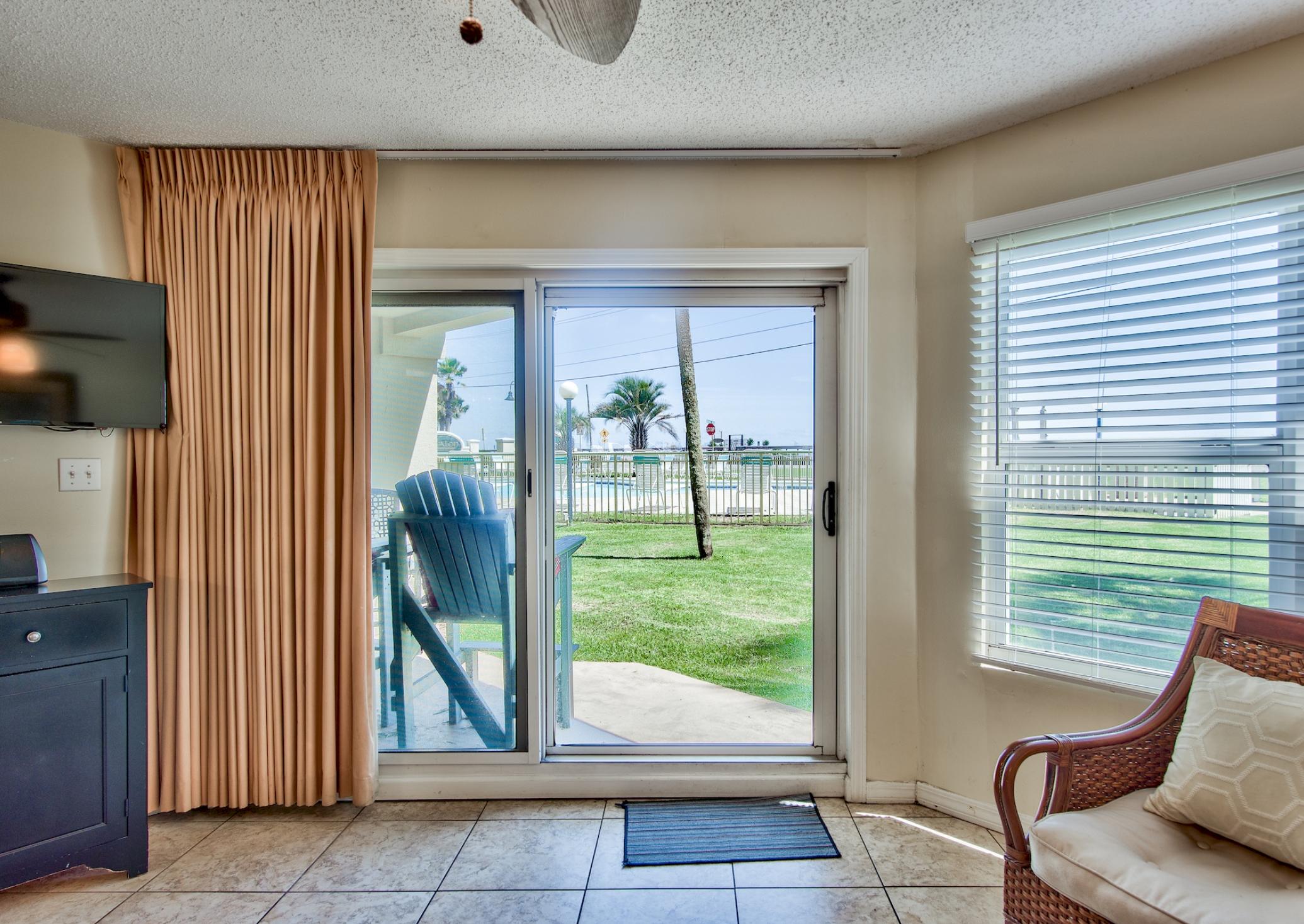 MARAVILLA CONDO 1 - Residential