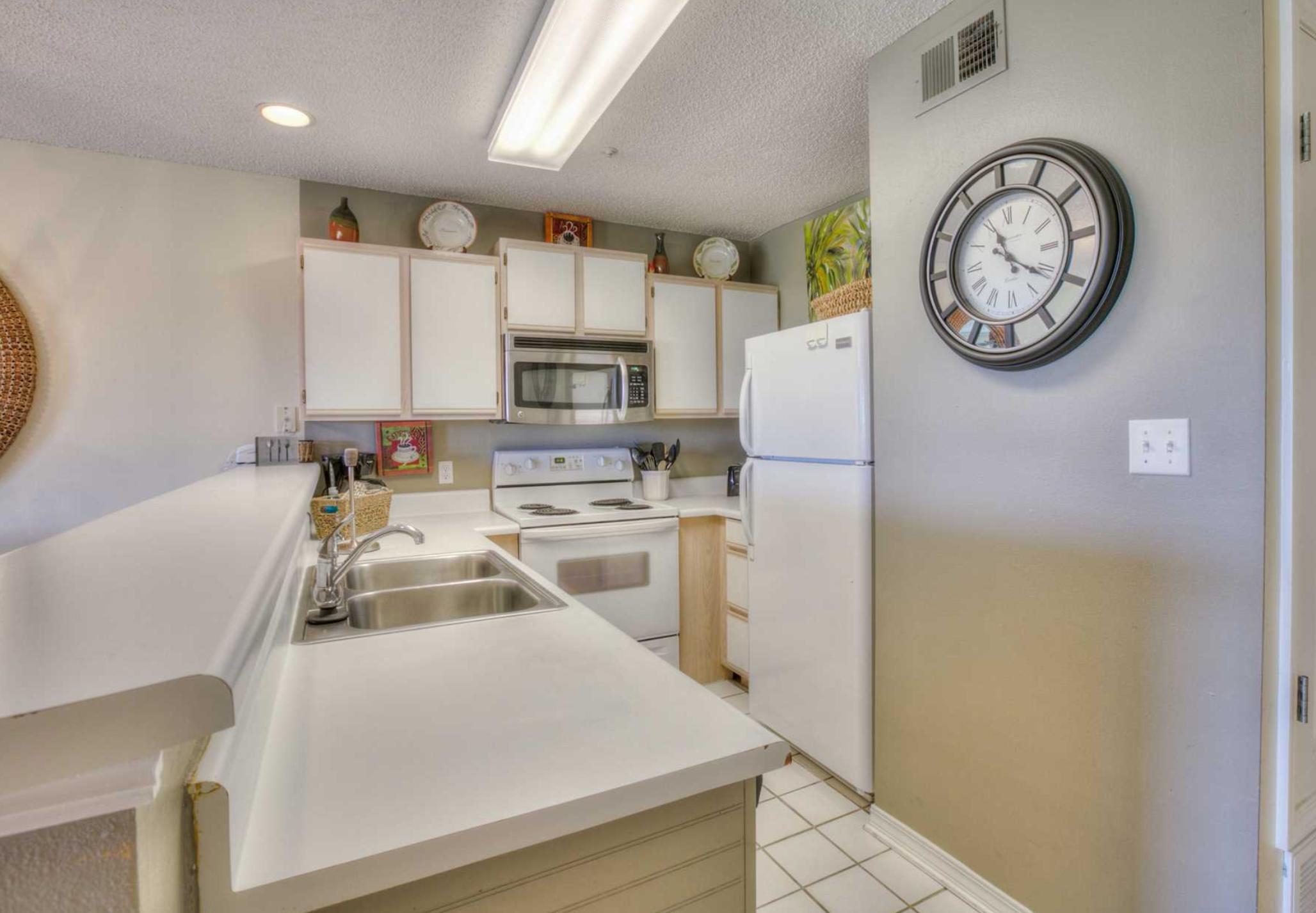 MARAVILLA CONDO 1 - Residential